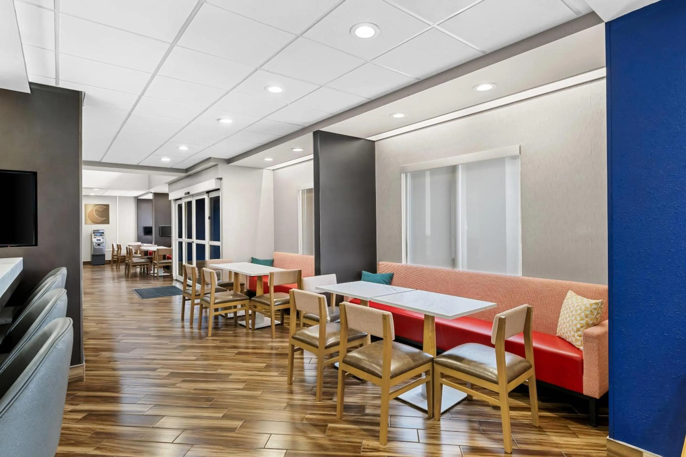 Breakfast in Comfort Suites Columbia at Harbison