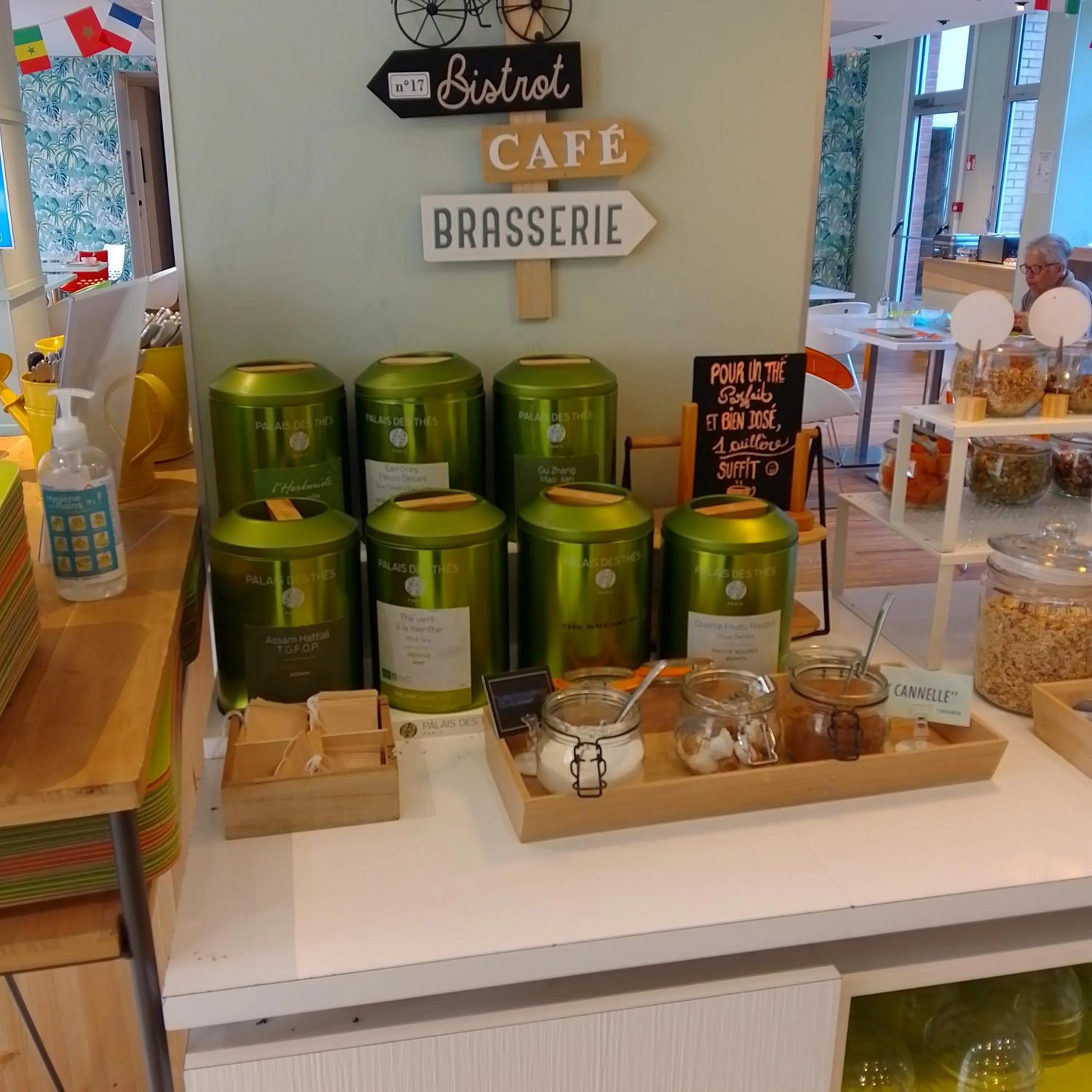 Breakfast in ibis Styles Lille Centre Gare Beffroi