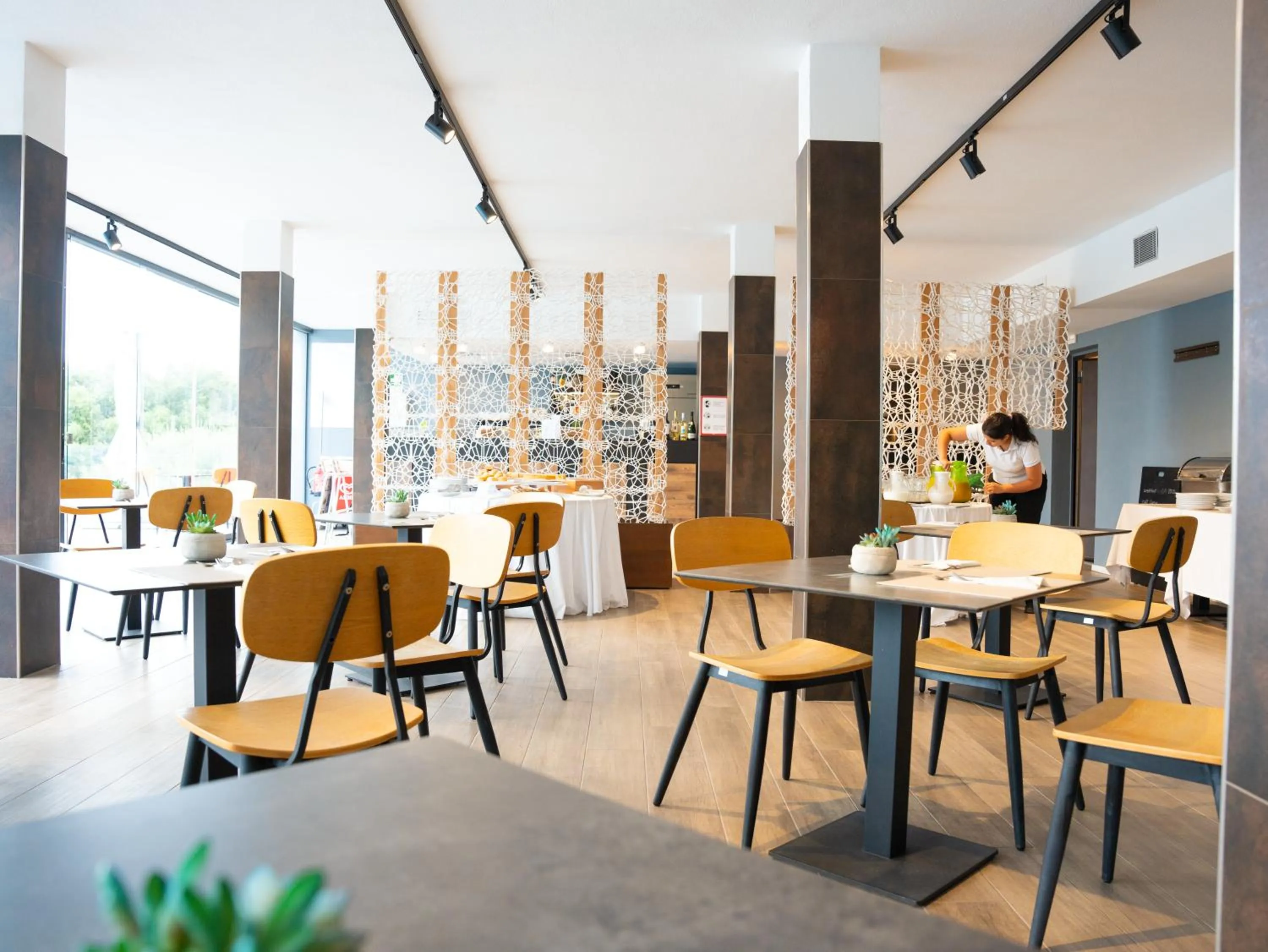 Restaurant/places to eat in Horizon Hotel Badesi