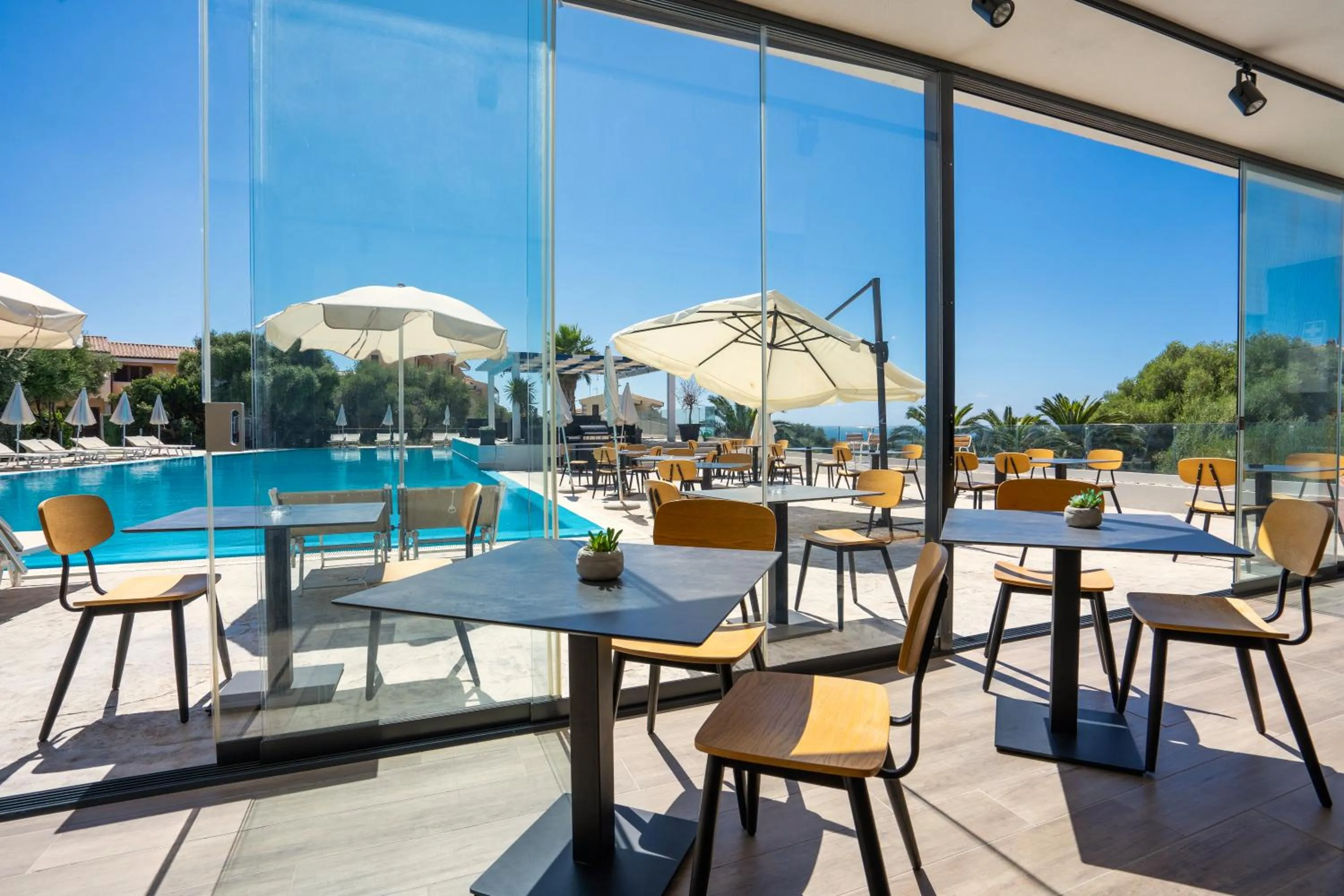 Lounge or bar in Horizon Hotel Badesi