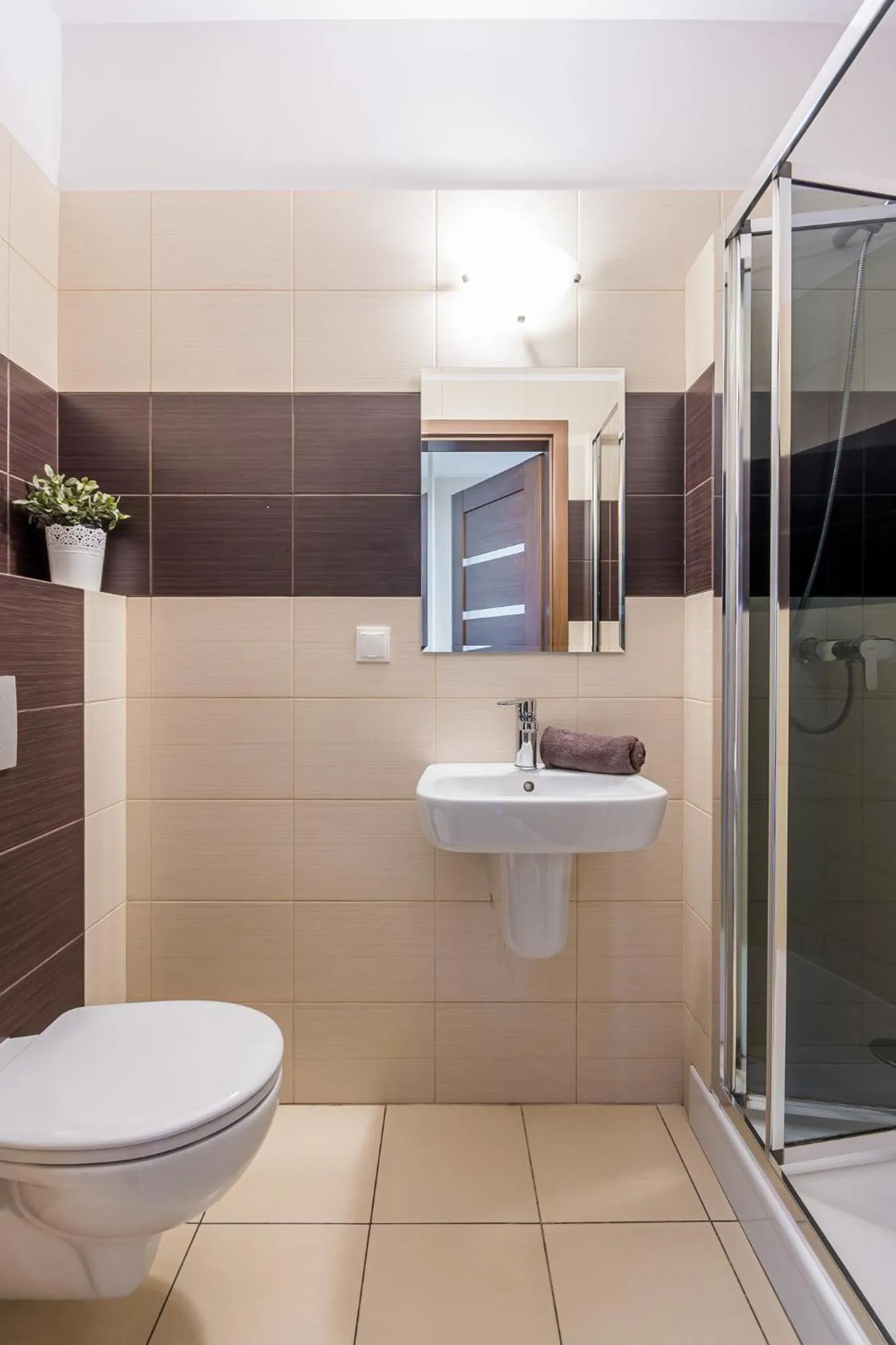 NotaBene Wola Apartment