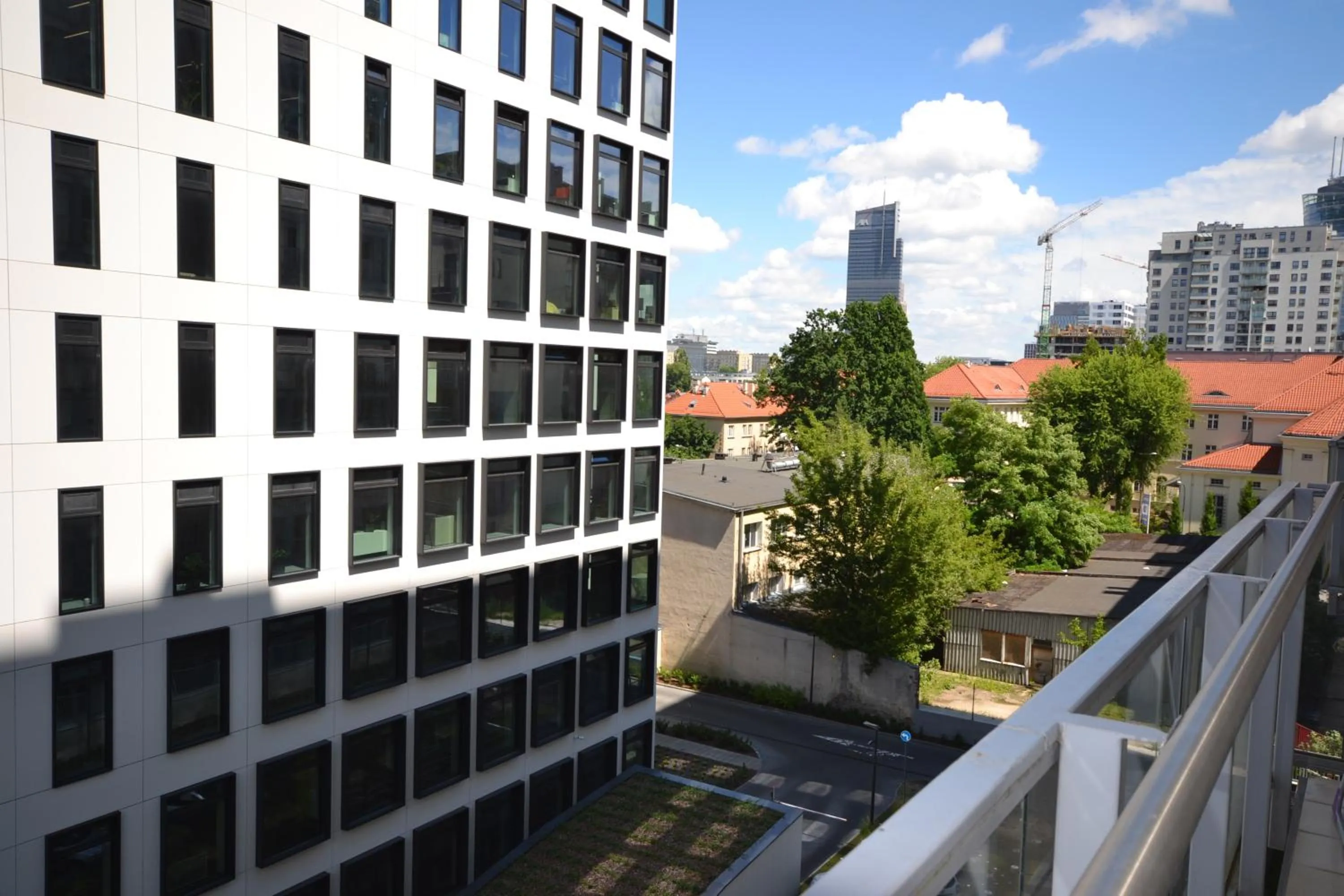 Balcony/Terrace in NotaBene Wola Apartment