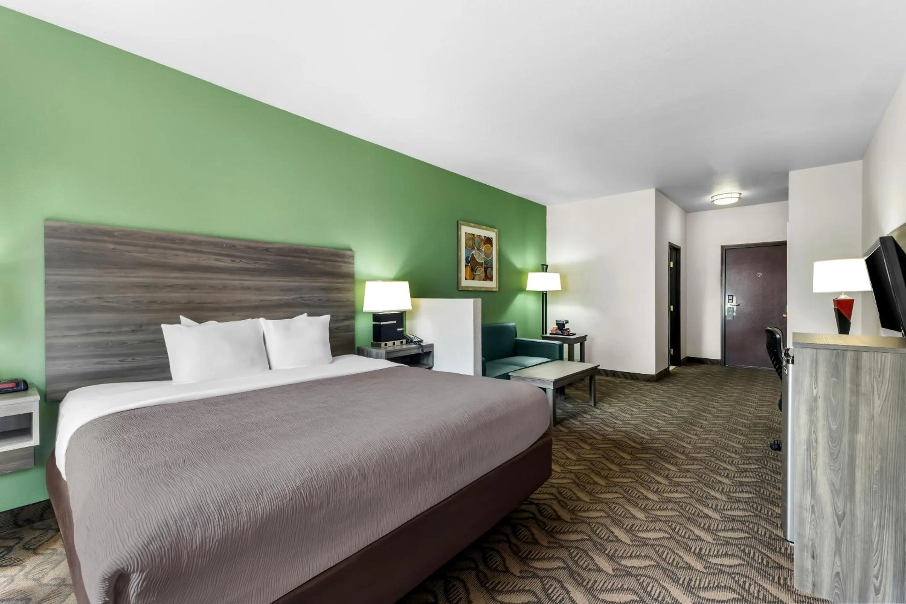 Bed in Quality Inn & Suites Salt Lake City Airport West