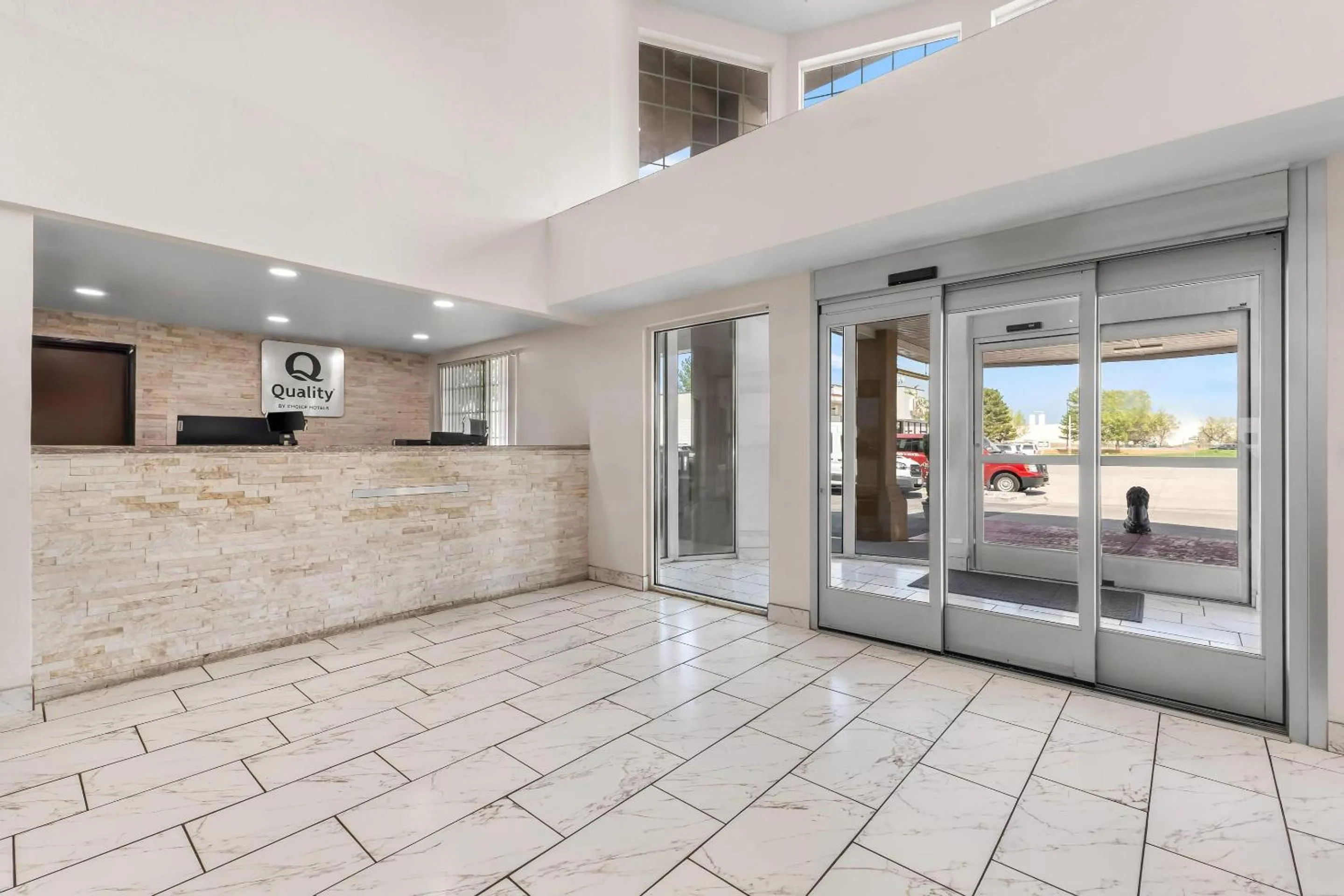 Lobby or reception in Quality Inn & Suites Salt Lake City Airport West