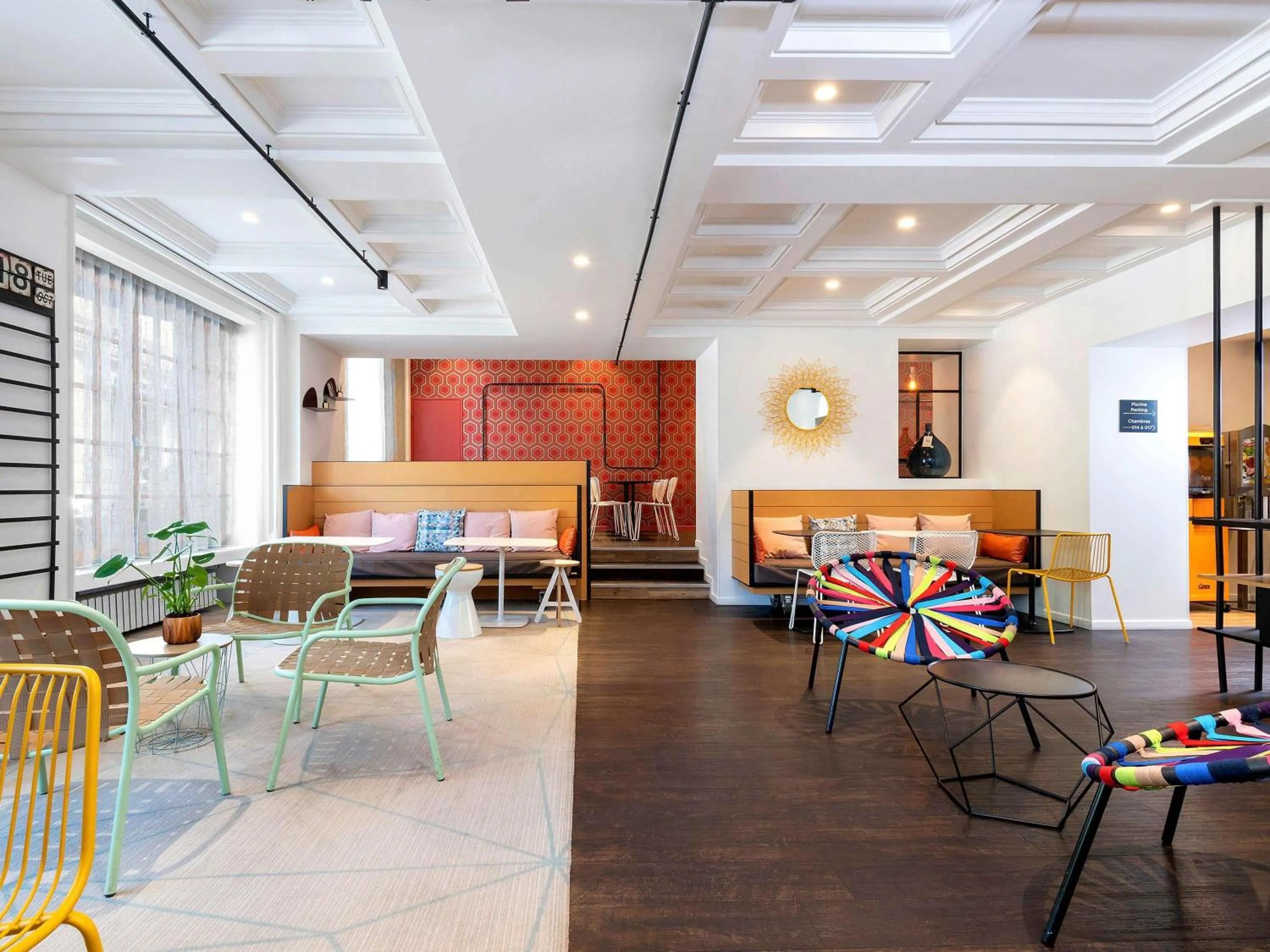 Lounge or bar in ibis Styles Macon Centre