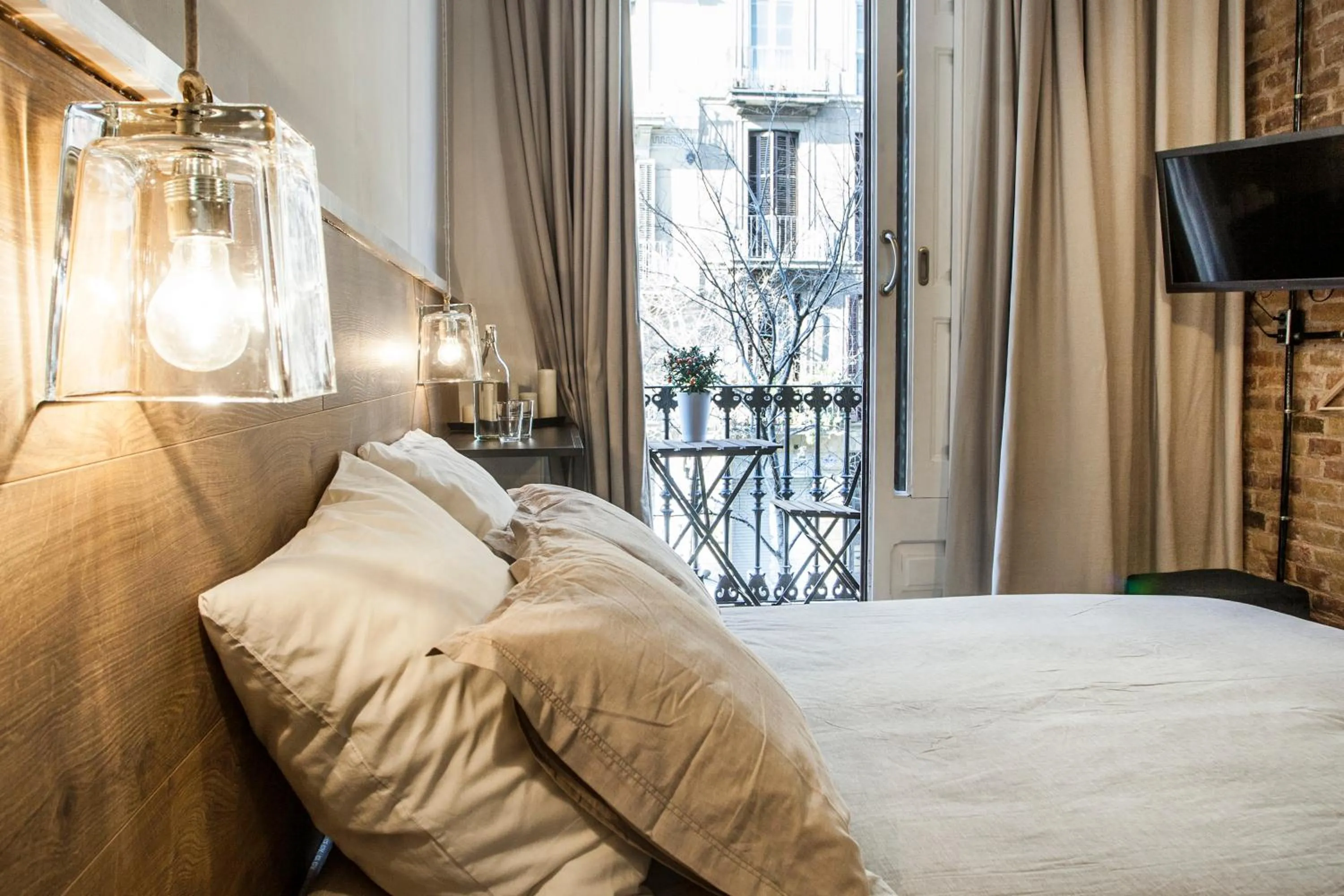 Bedroom, Bed in Cien