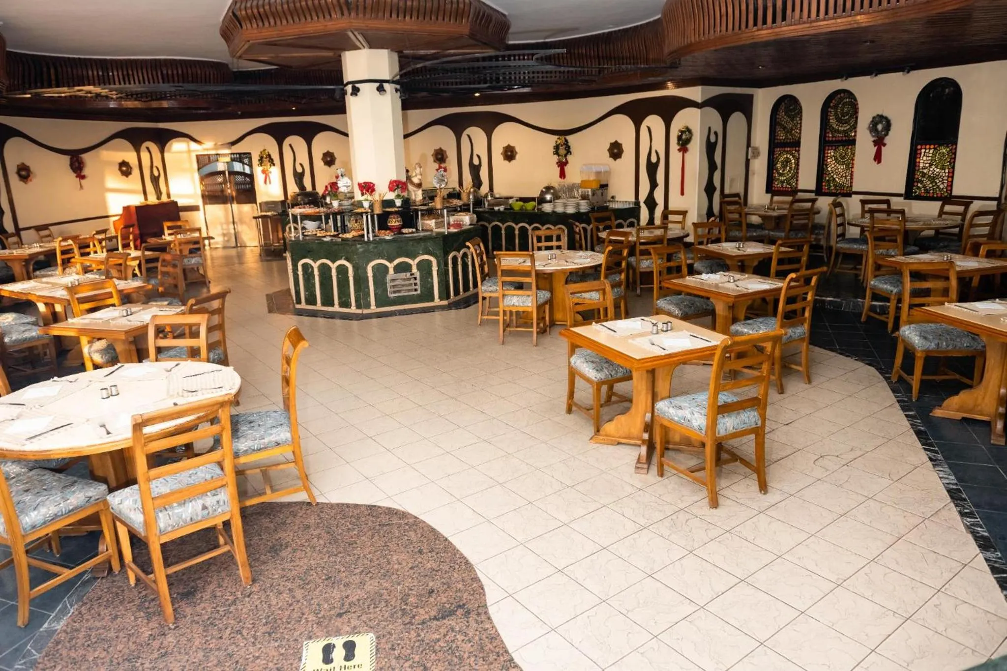 Restaurant/places to eat in Turquoise Beach Hotel