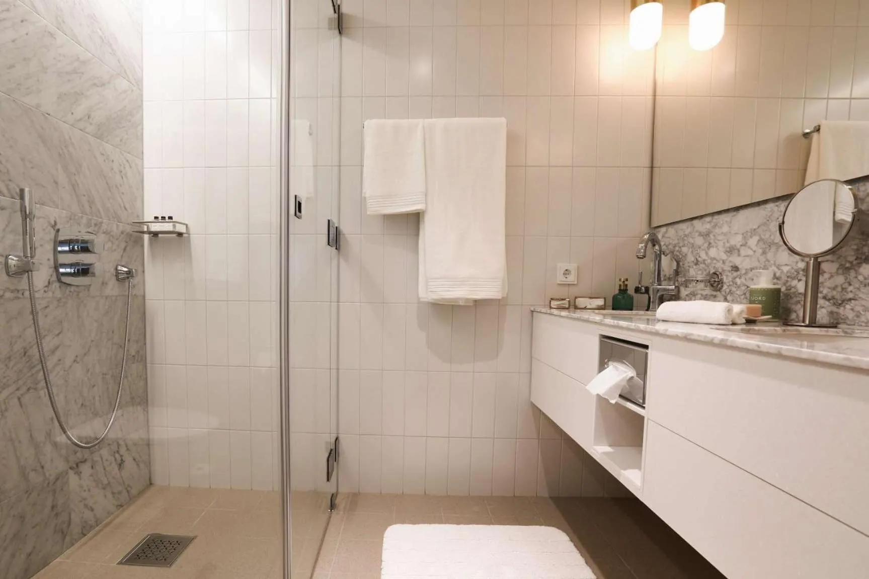 Bedroom in Scandic Stora Hotellet