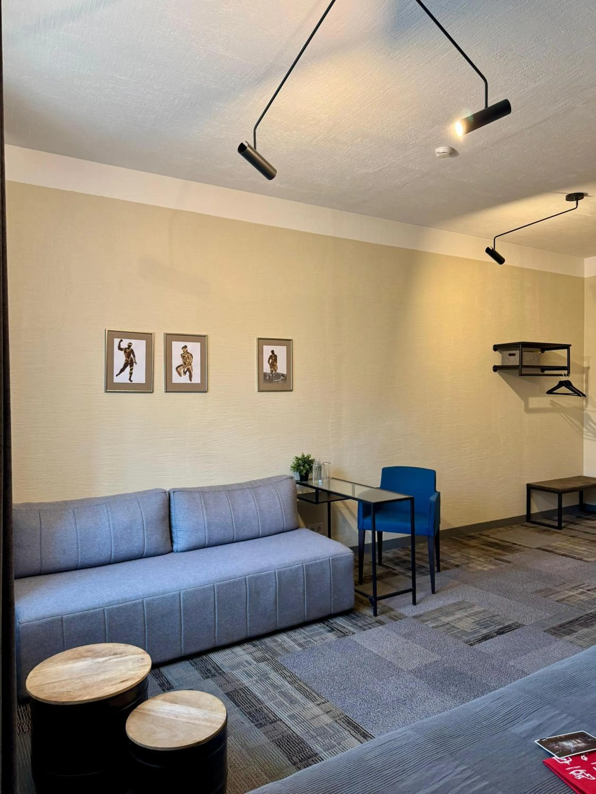 Photo of the whole room in Zeit Hotel