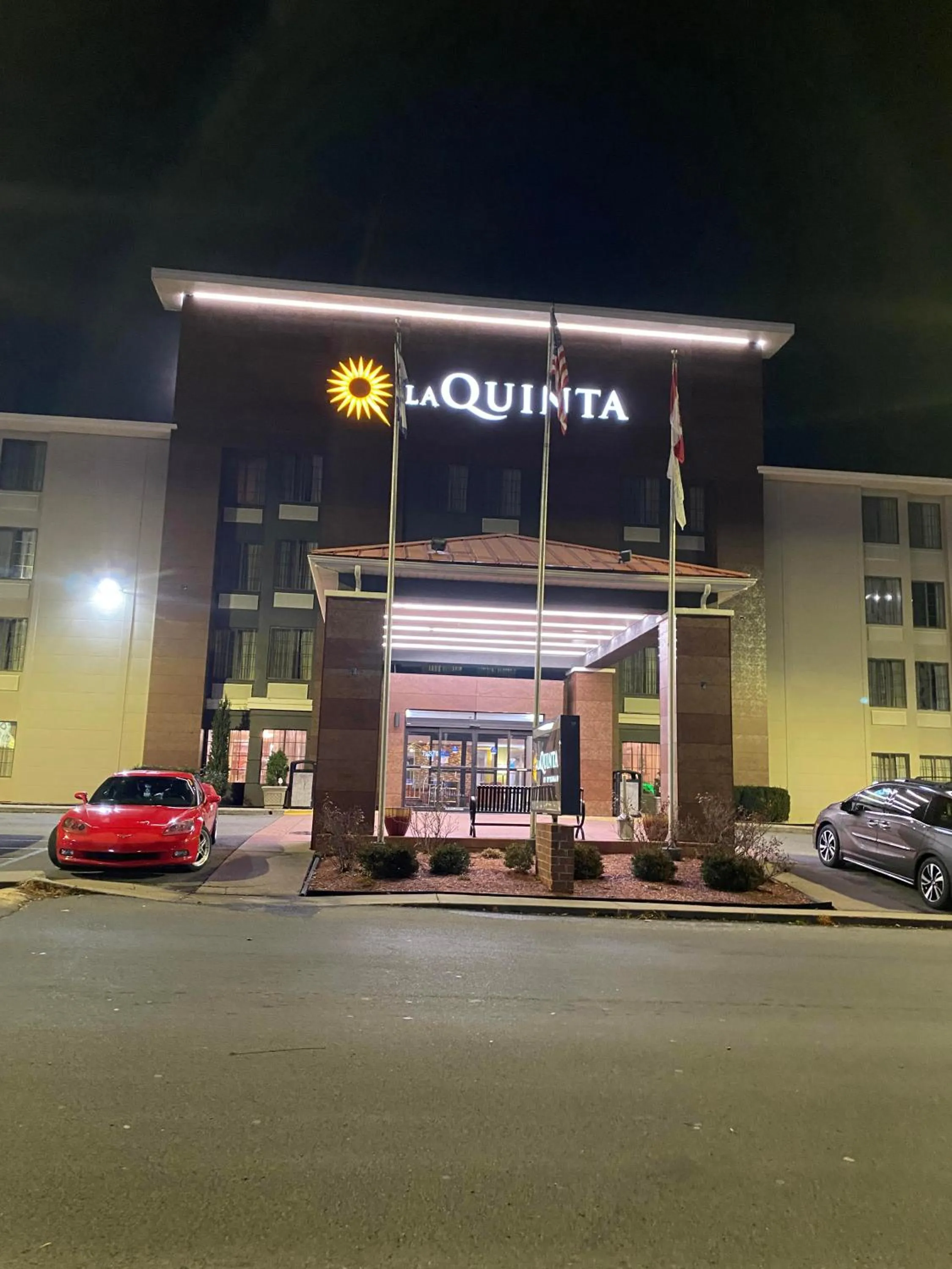 Property building in La Quinta Inn & Suites - New River Gorge National Park