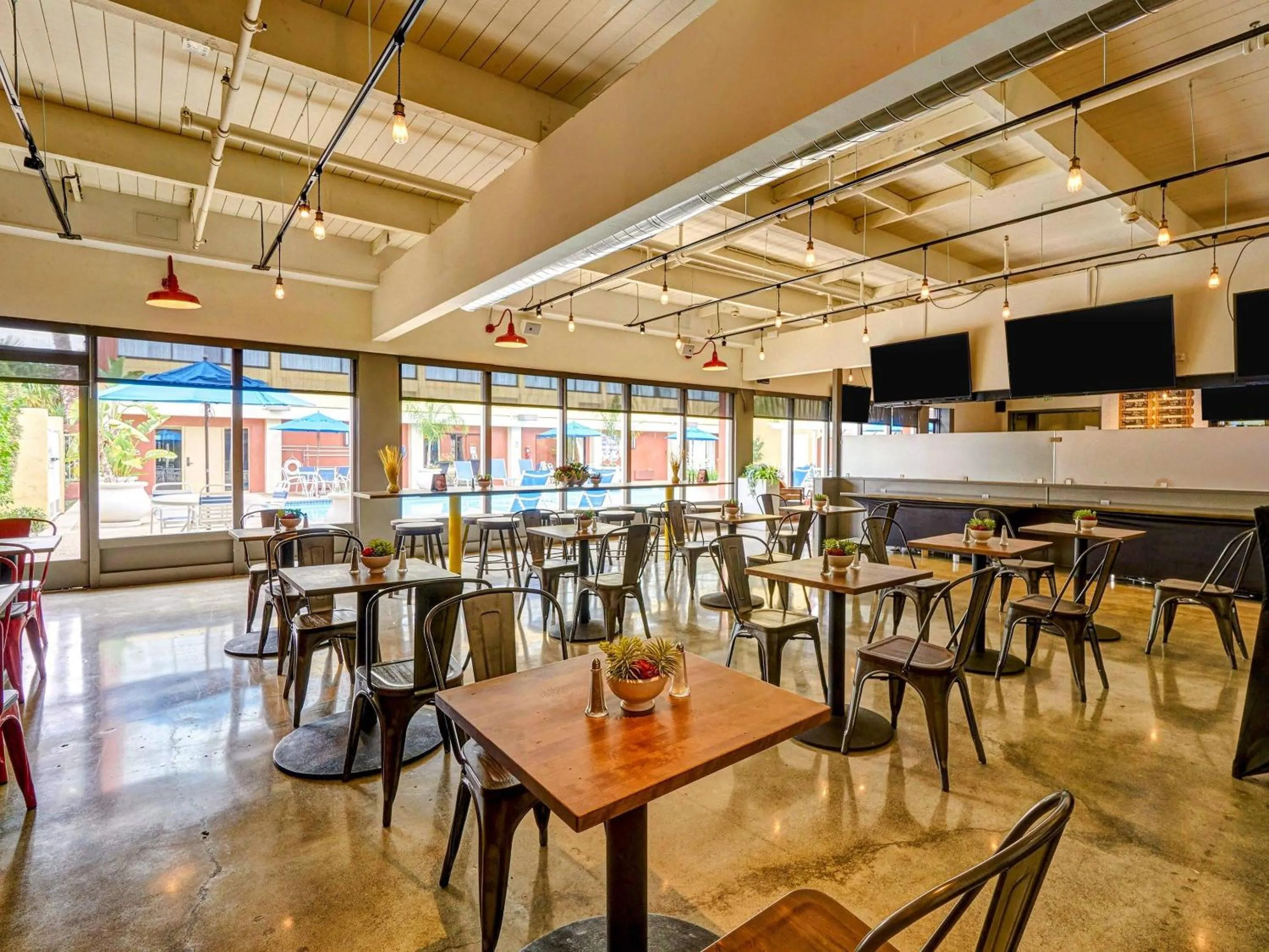 Breakfast in Clarion Hotel Concord-Walnut Creek