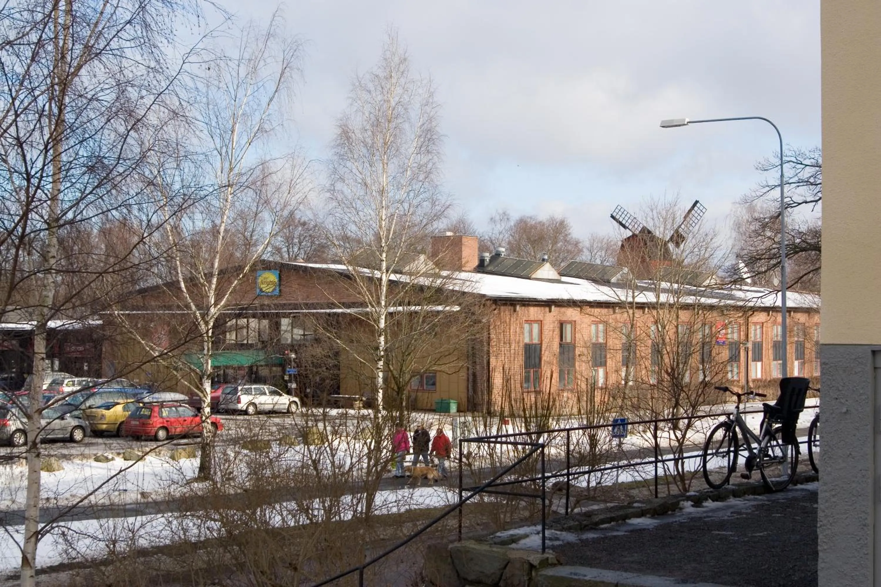 Facade/entrance in Ariston Hotell
