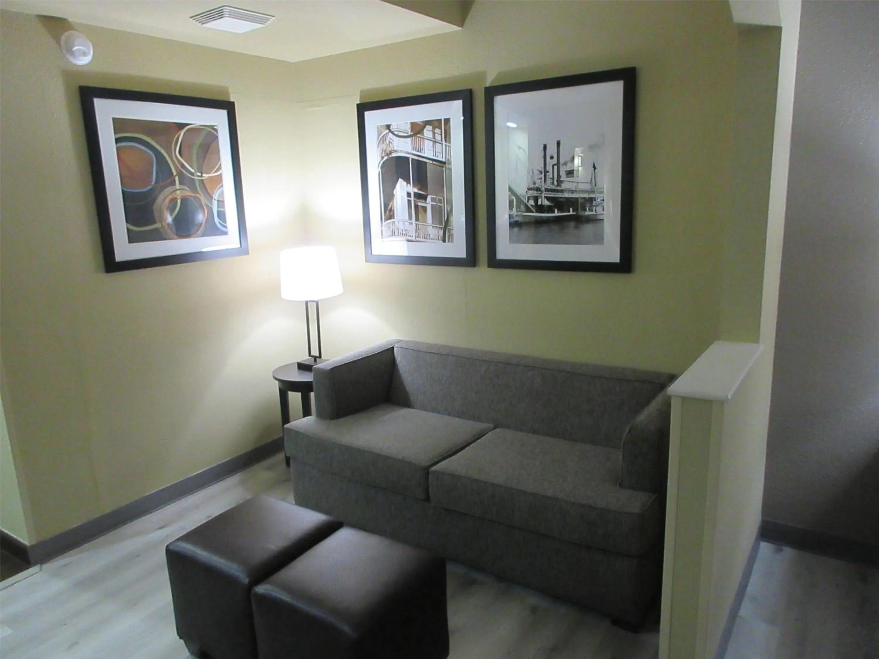 Photo of the whole room in Best Western Kenner