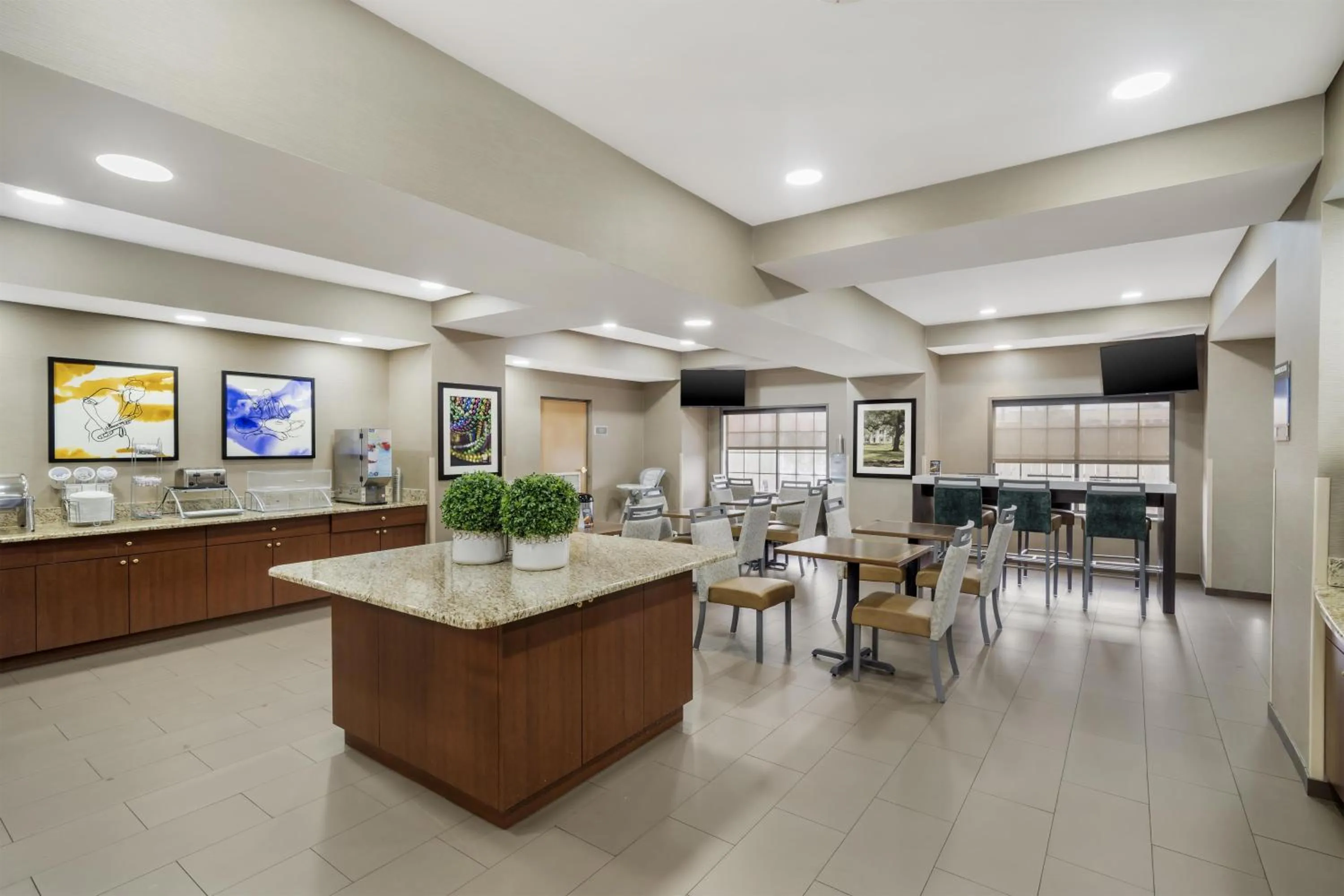 Breakfast in Best Western Kenner