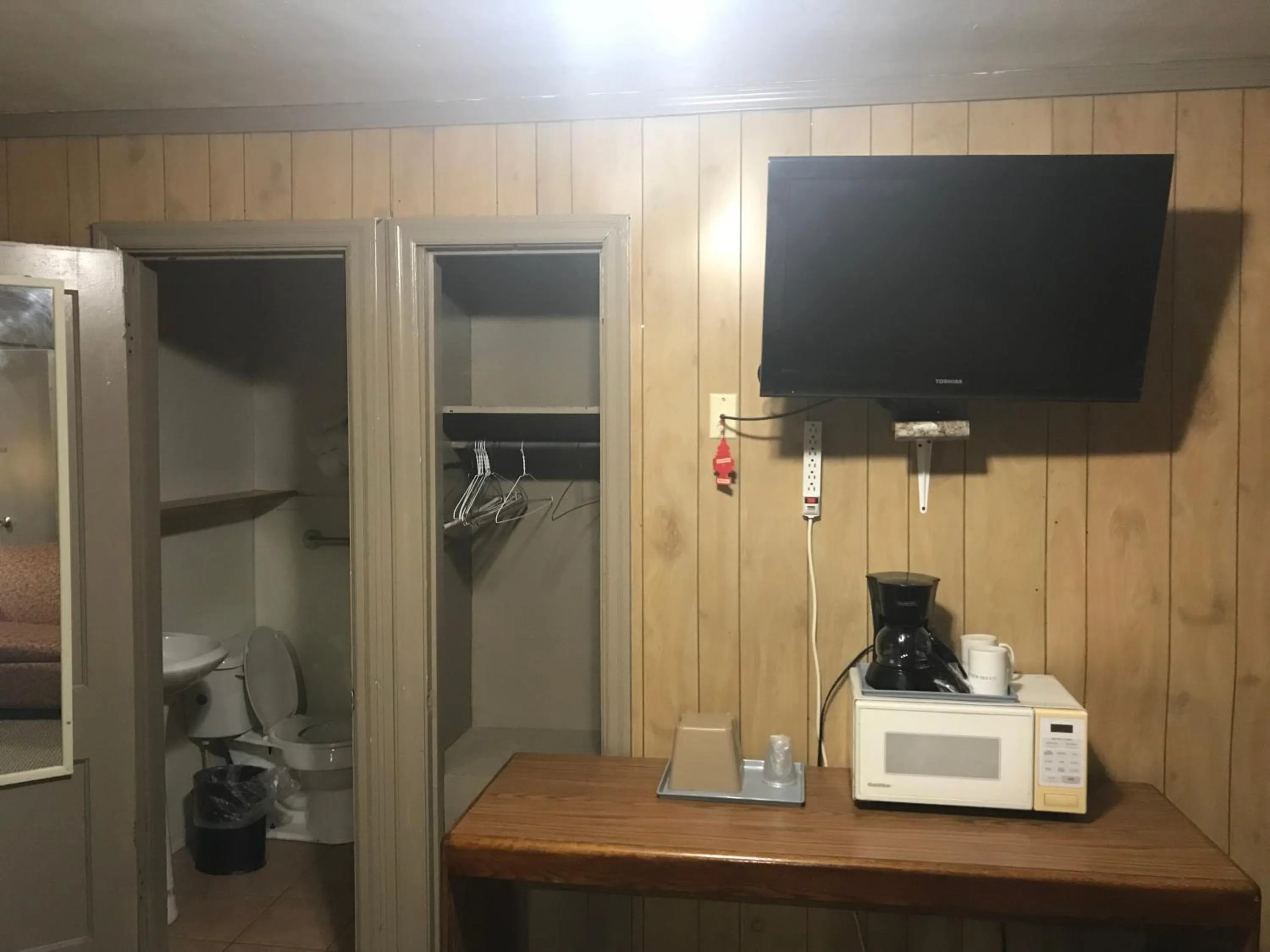 Cooper Motel Tuscola