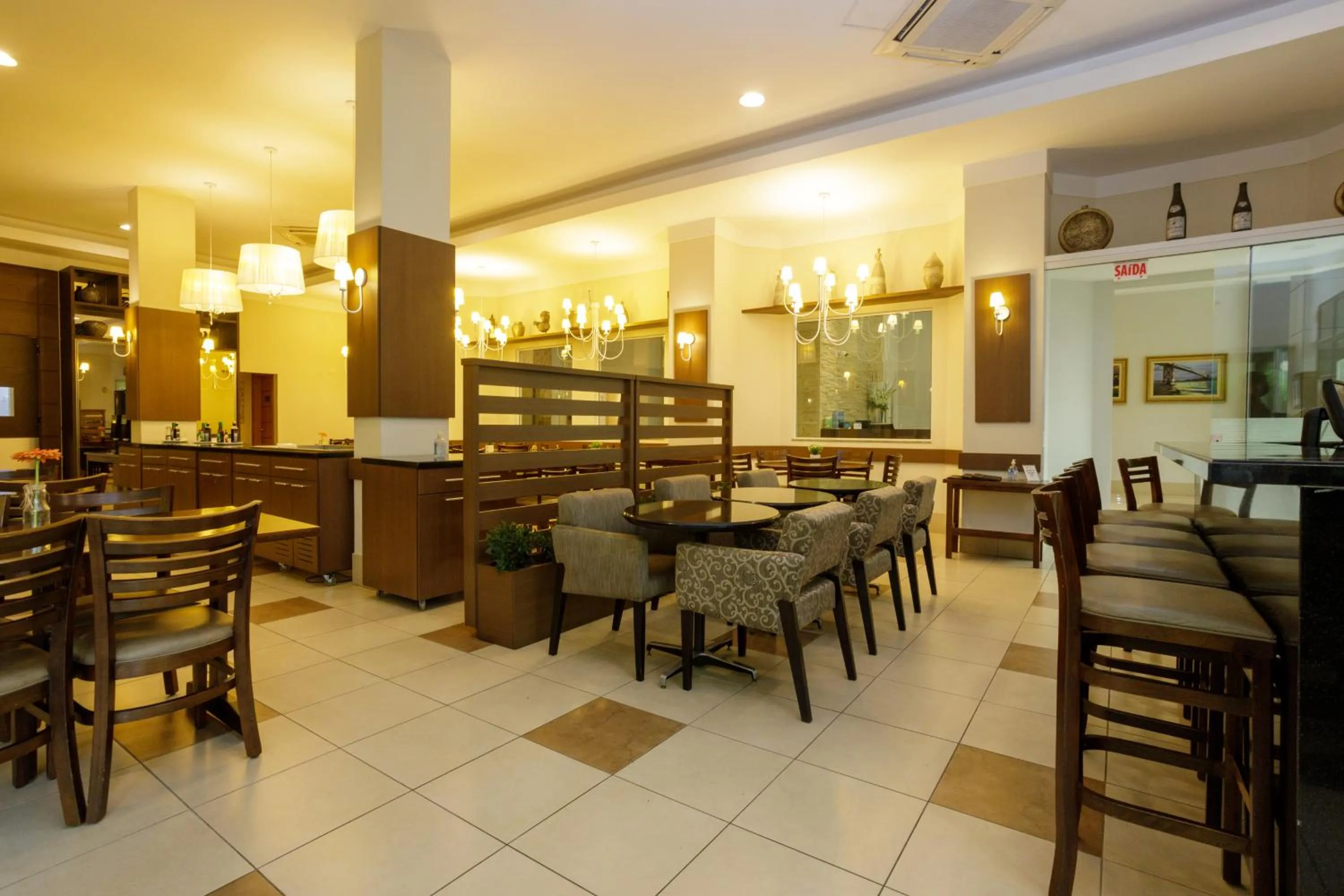 Restaurant/places to eat in Interclass Florianópolis