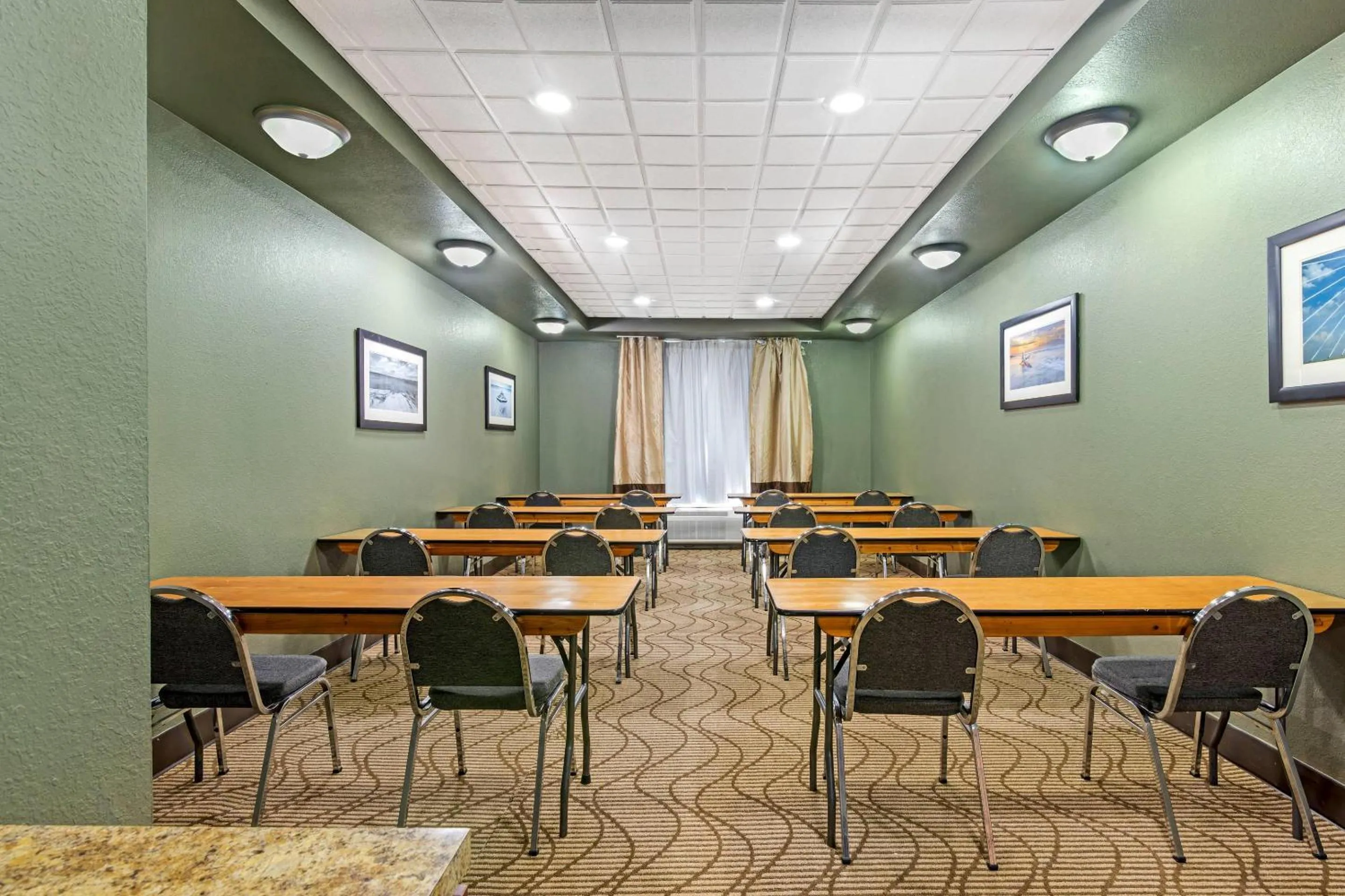 Meeting/conference room in Comfort Suites Brunswick