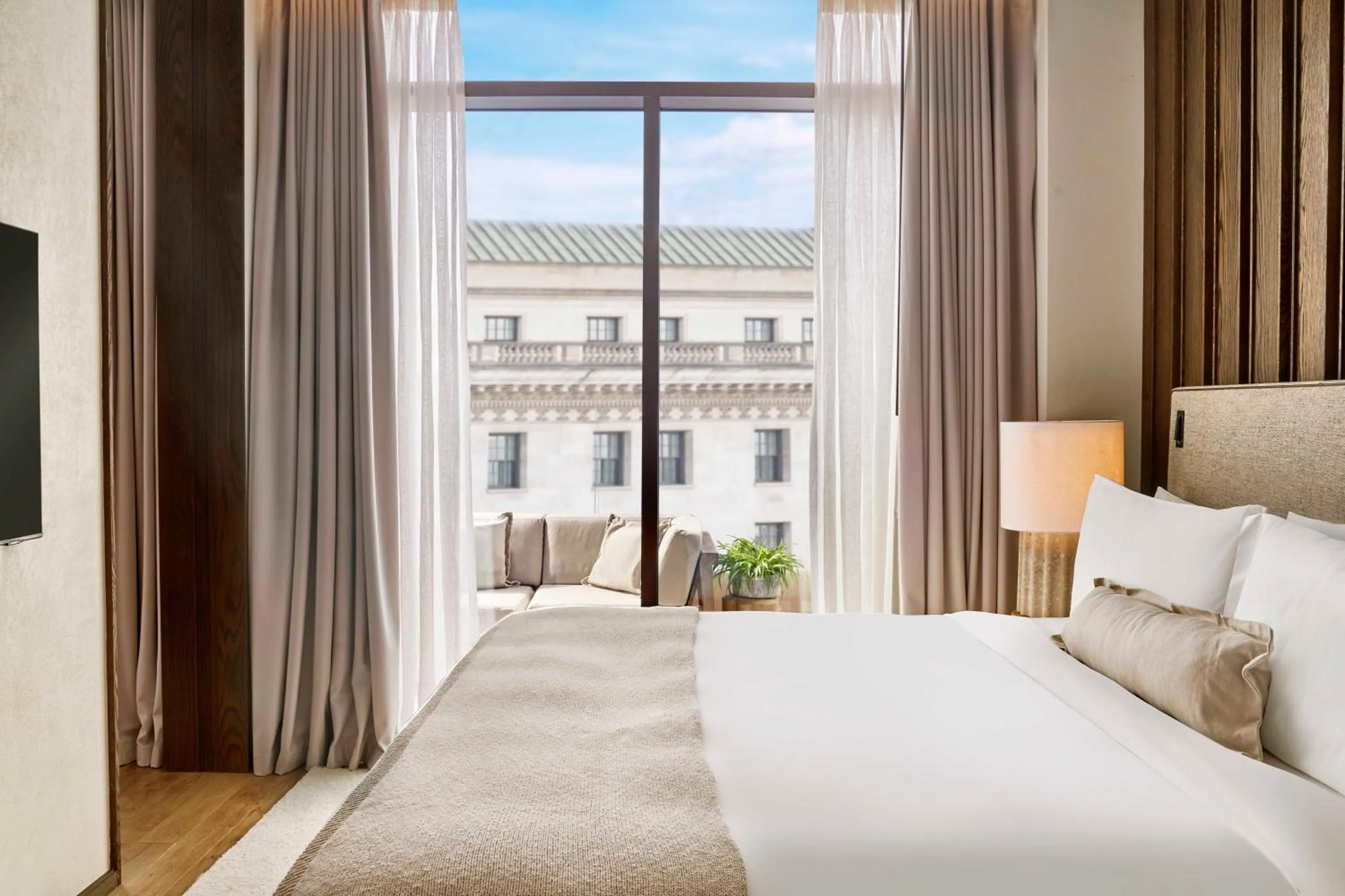 Photo of the whole room, Bed in 1 Hotel Mayfair