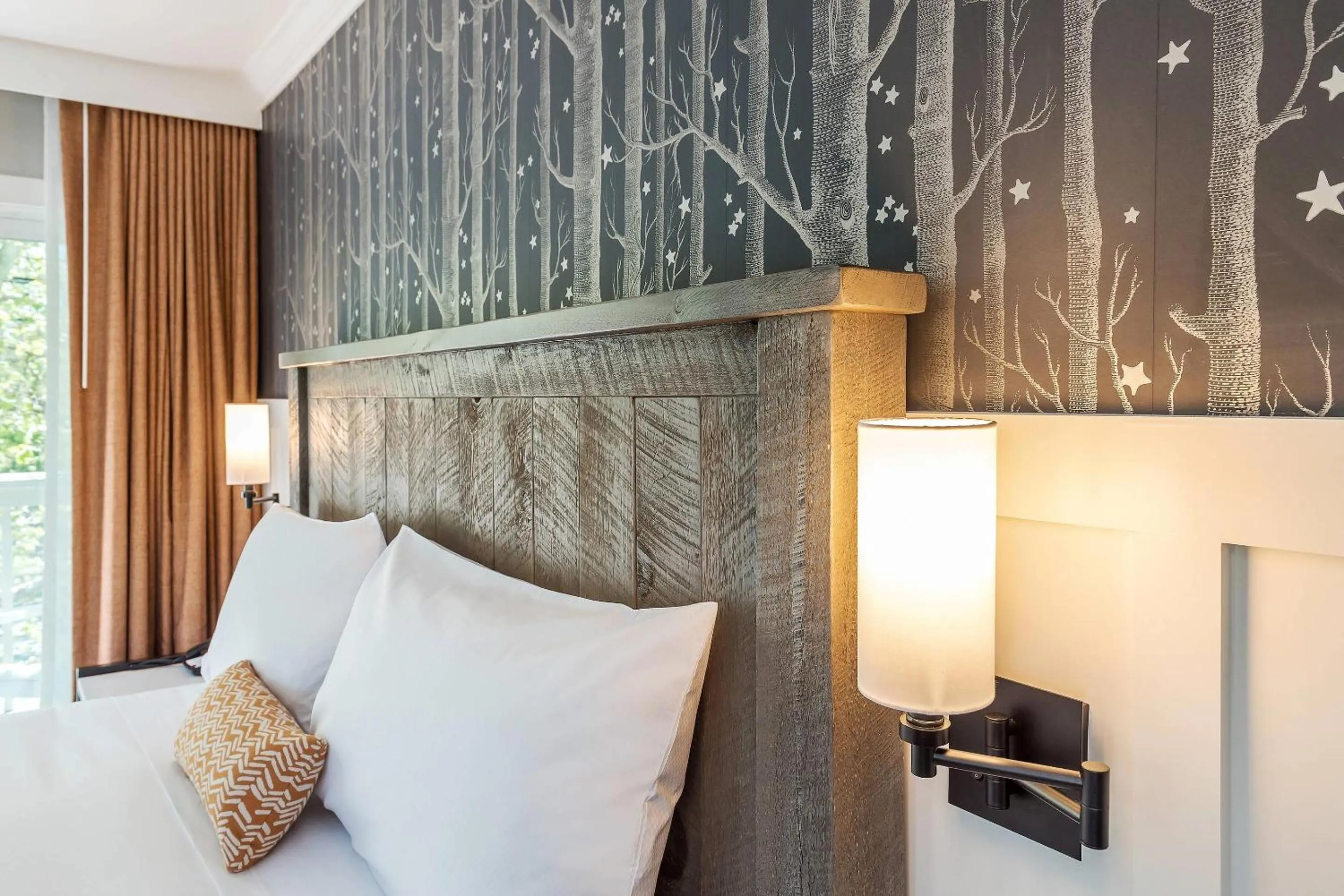 Other, Bed in UpValley Inn & Hot Springs, an Ascend Collection Hotel