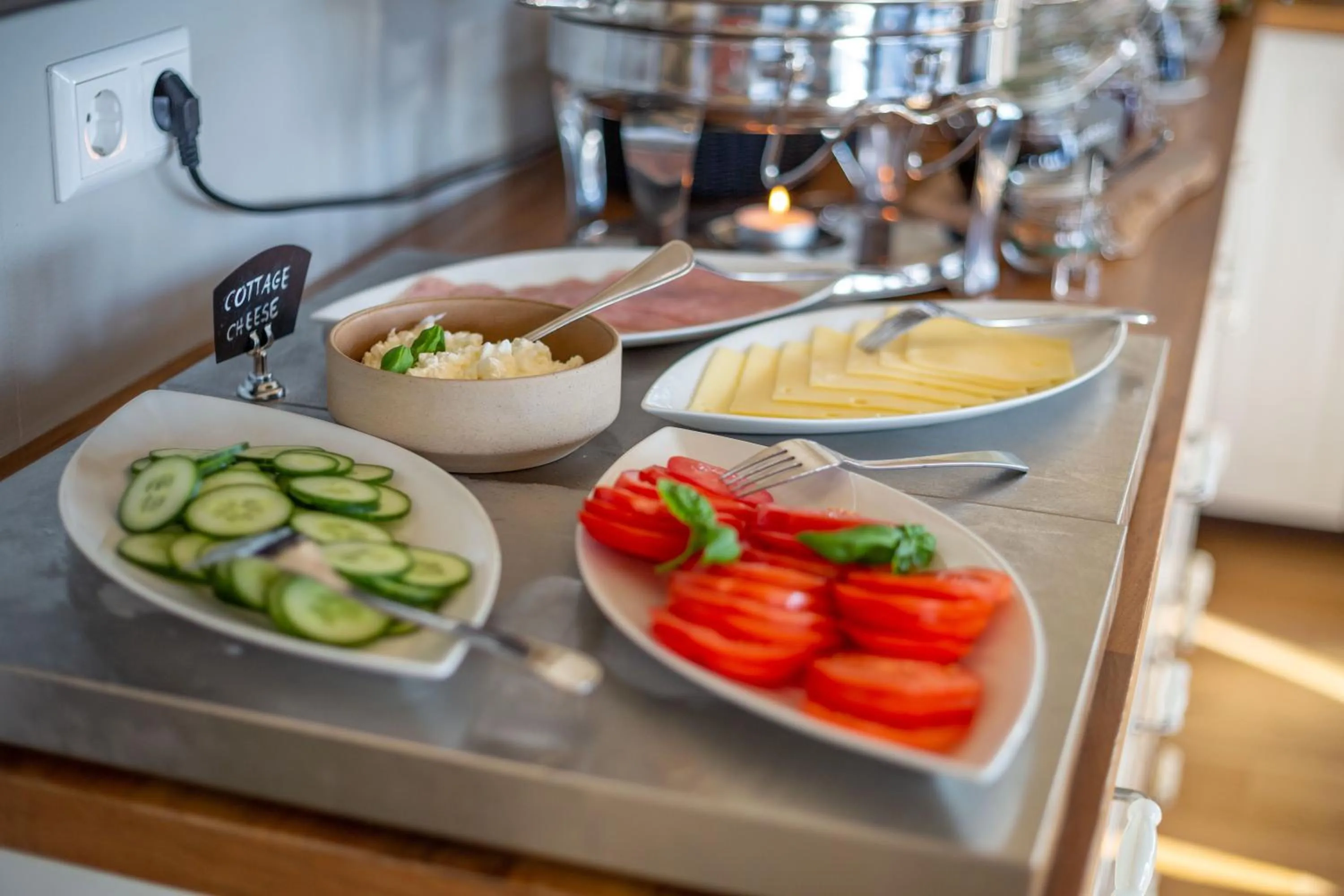 Breakfast in Aurora Lodge Hotel