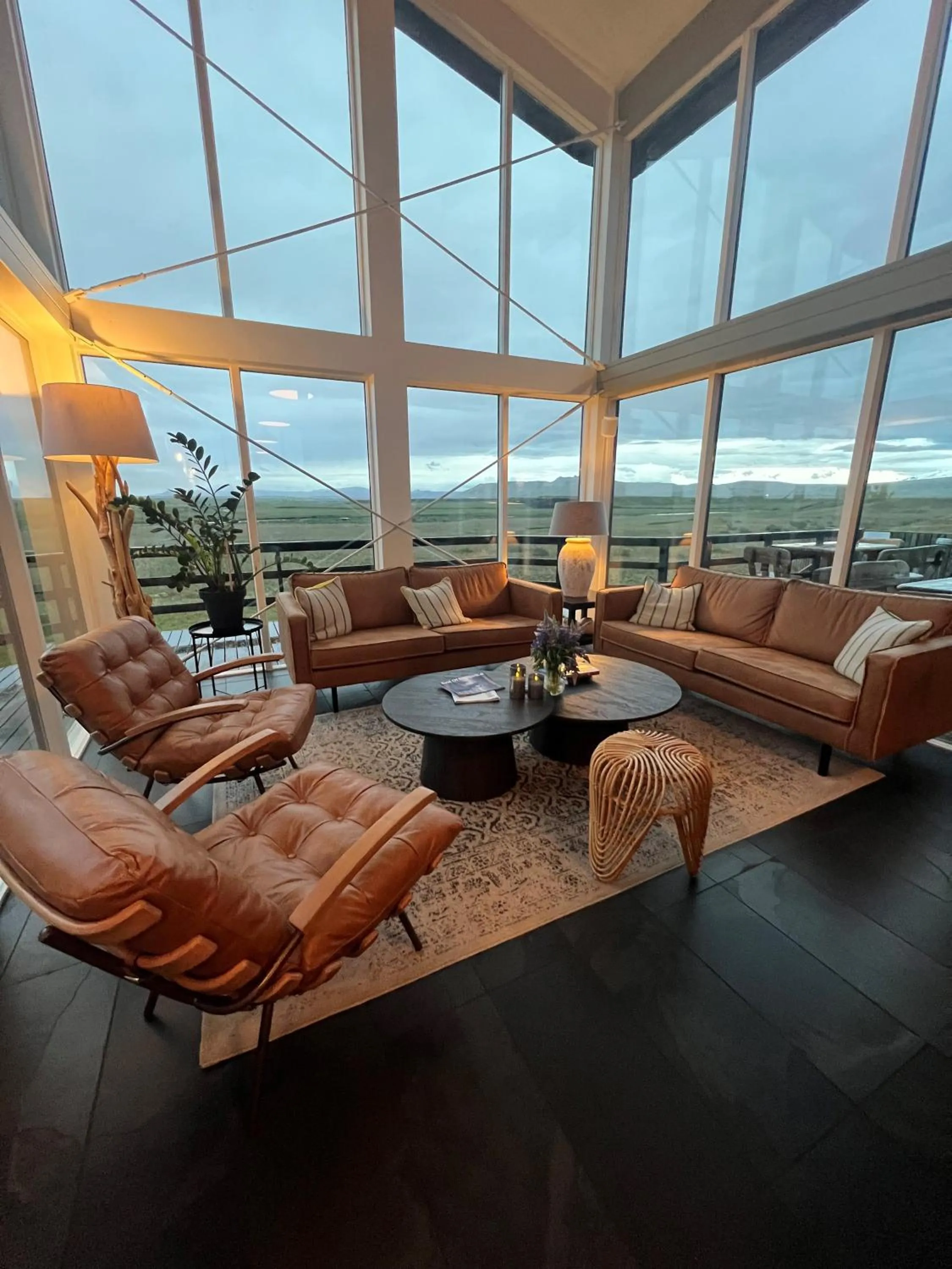 Lobby or reception in Aurora Lodge Hotel