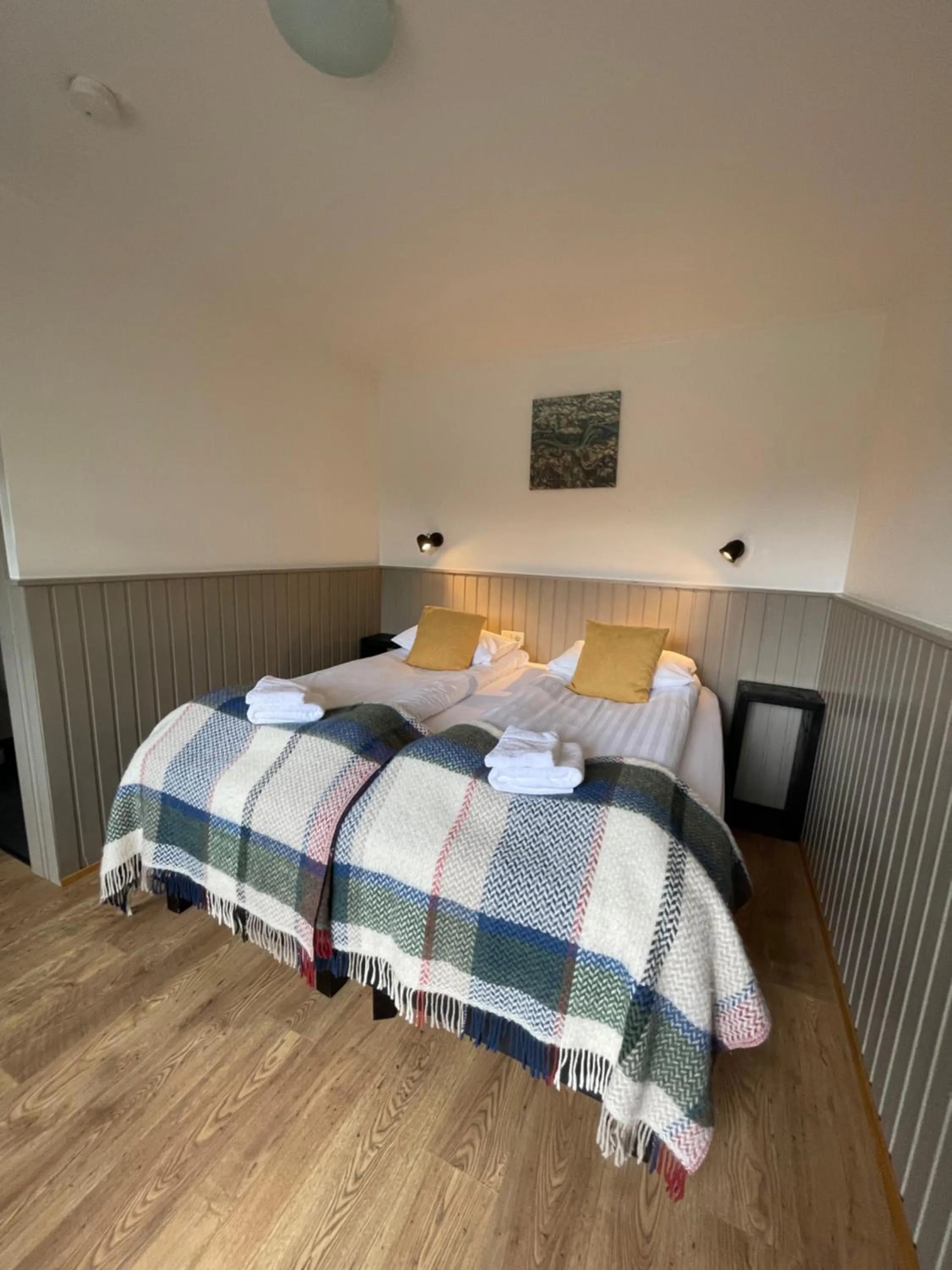 Bed in Aurora Lodge Hotel