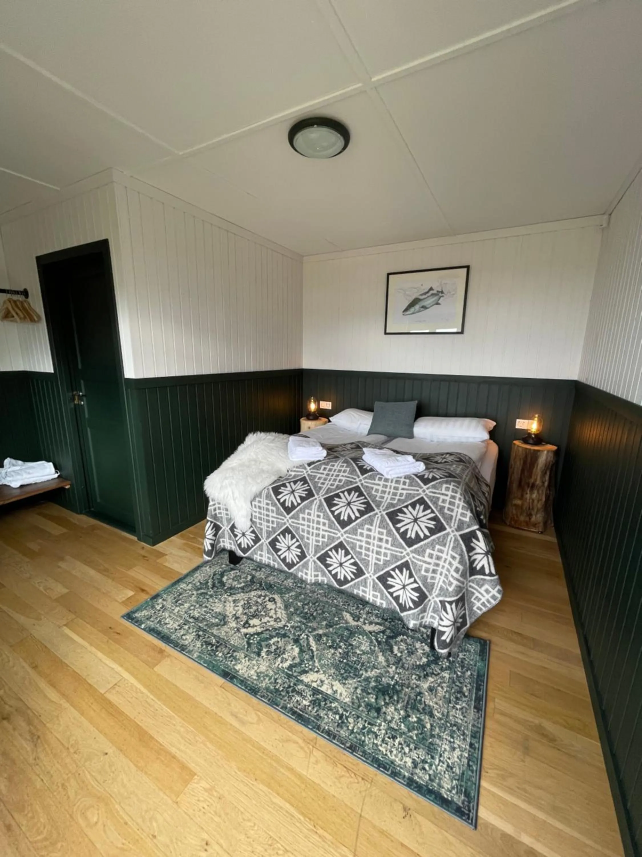 Bedroom, Bed in Aurora Lodge Hotel