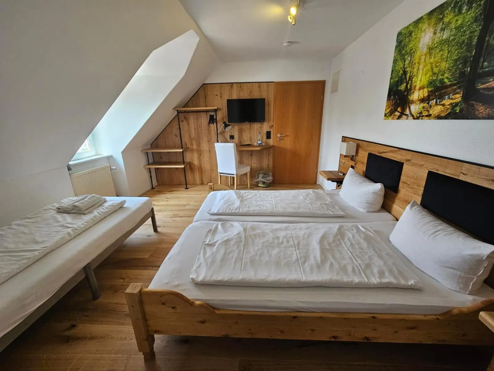 Bed in Hotel & Restaurant Tanne