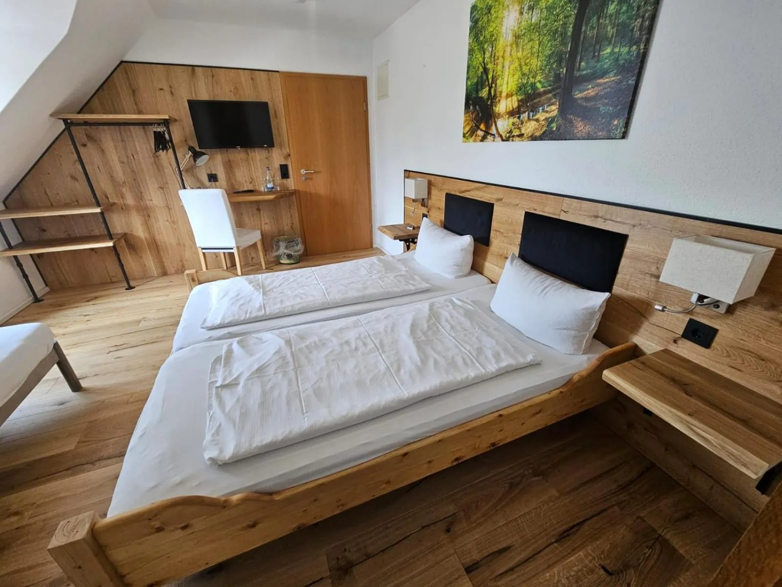 Bed in Hotel & Restaurant Tanne