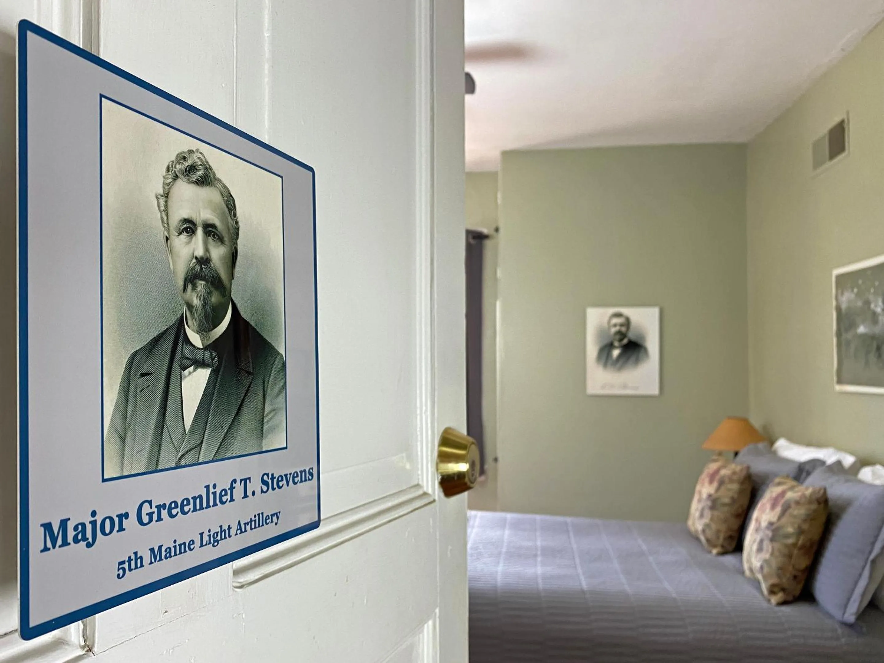 Decorative detail in Lightner Farmhouse B&B