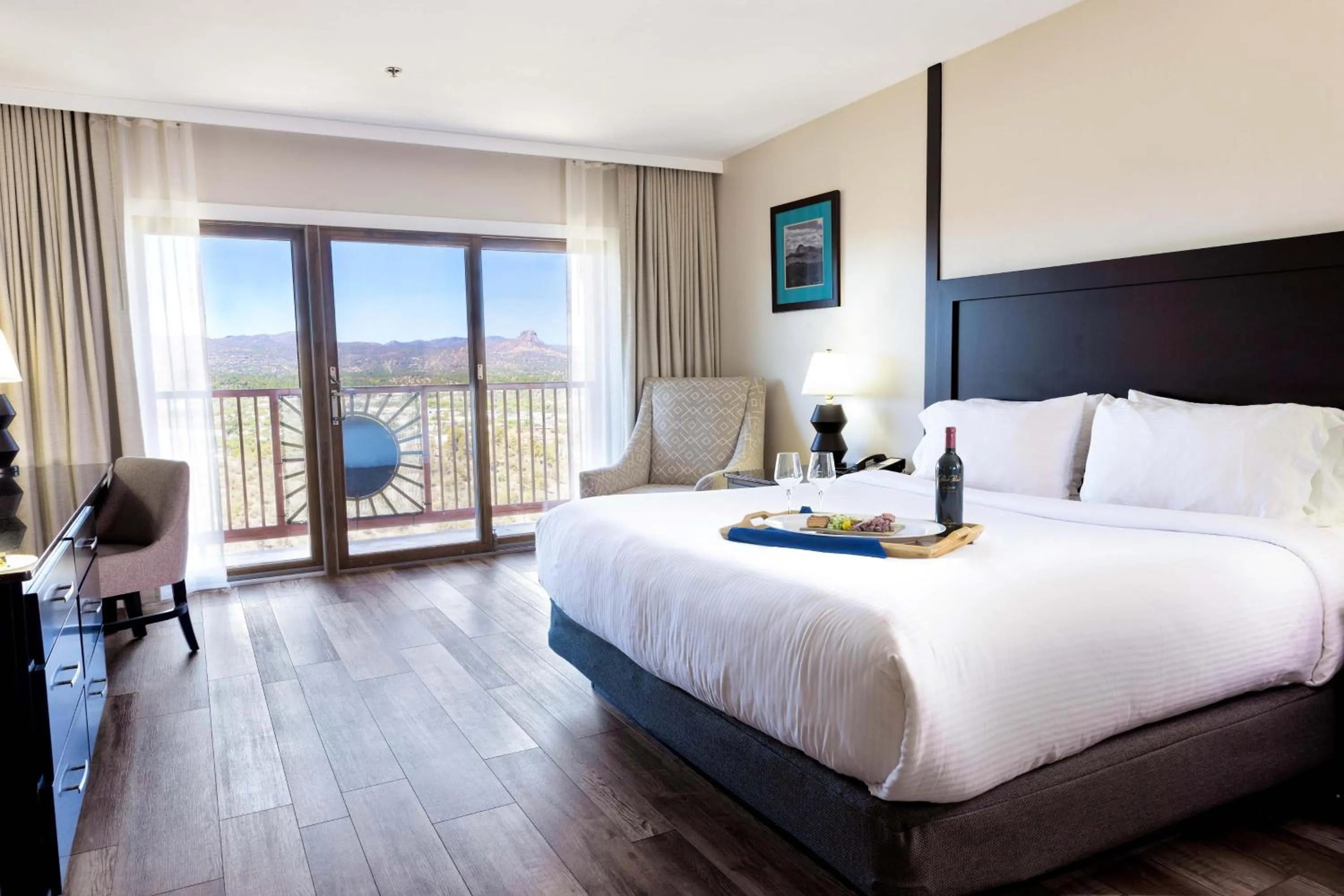 Bedroom, Bed in Prescott Resort & Conference Center