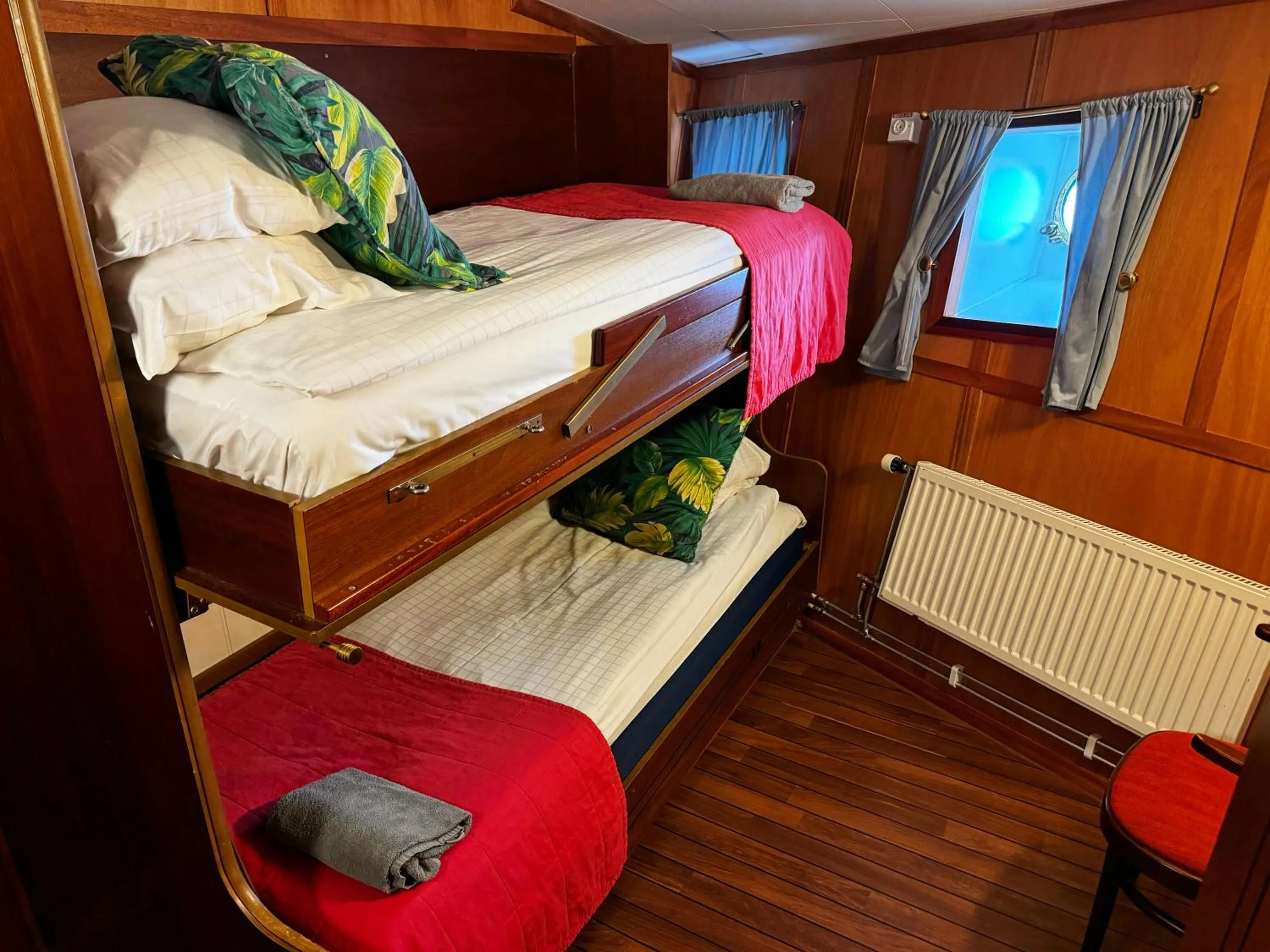 Bed in Hotel Barken Viking