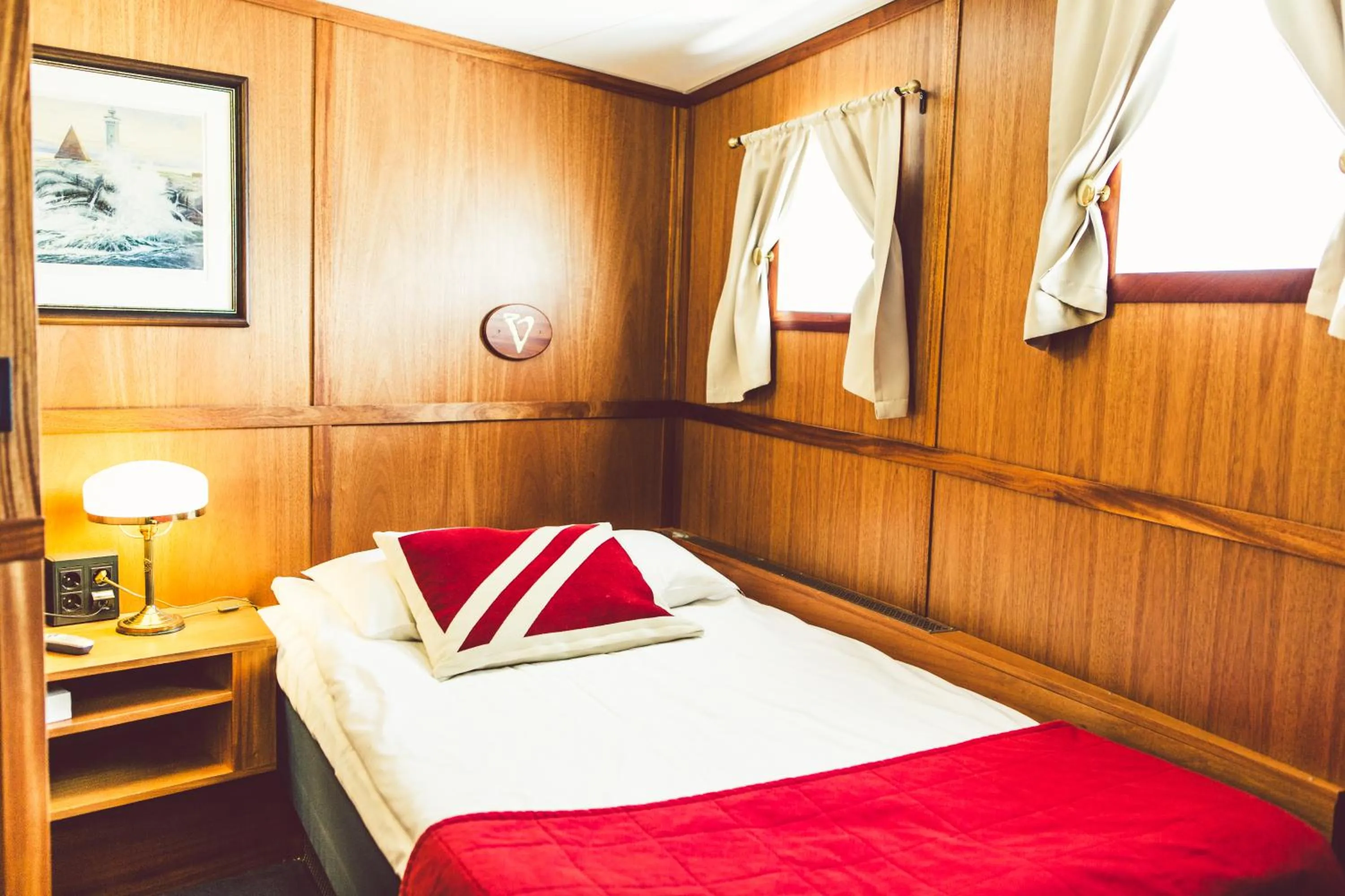 Bed in Hotel Barken Viking