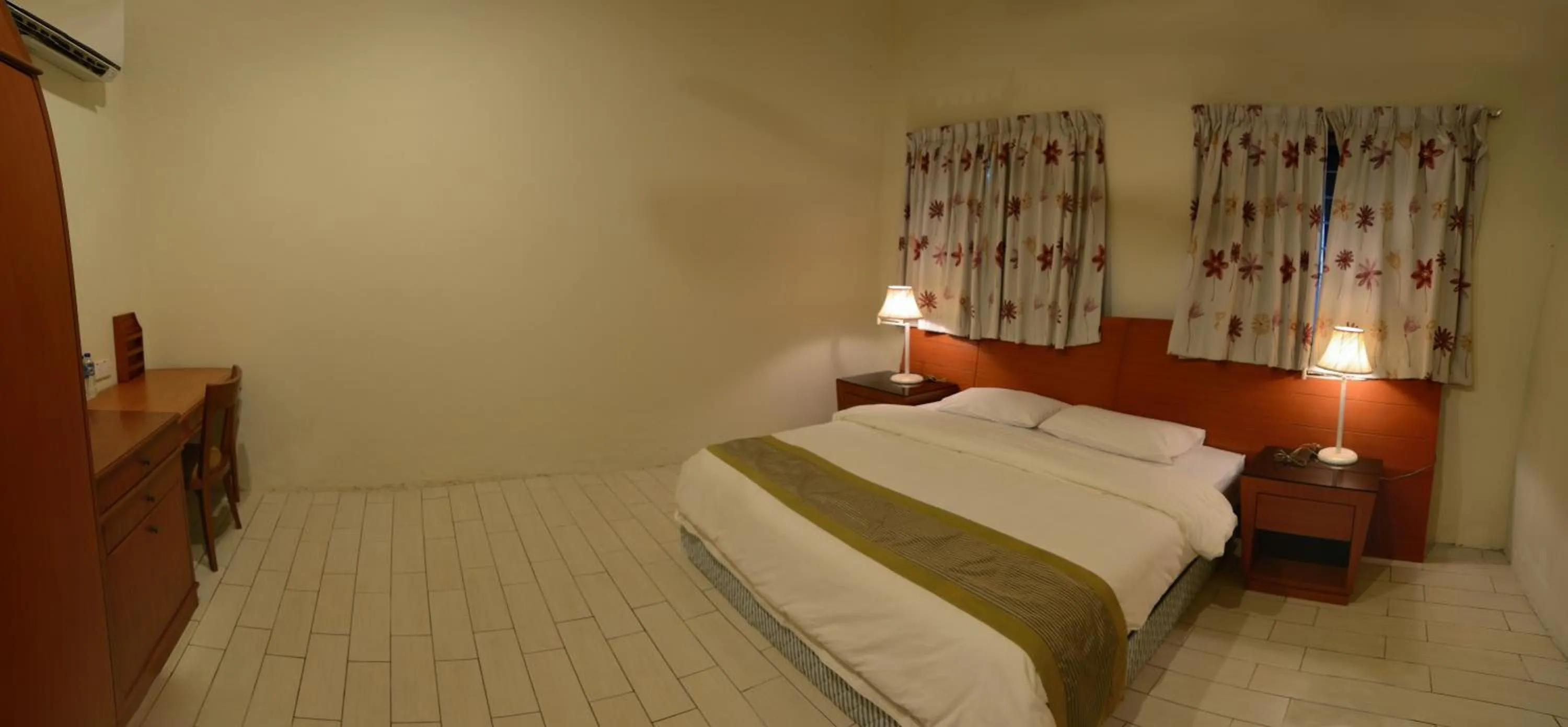 Patio, Bed in Sabah Tea Resort