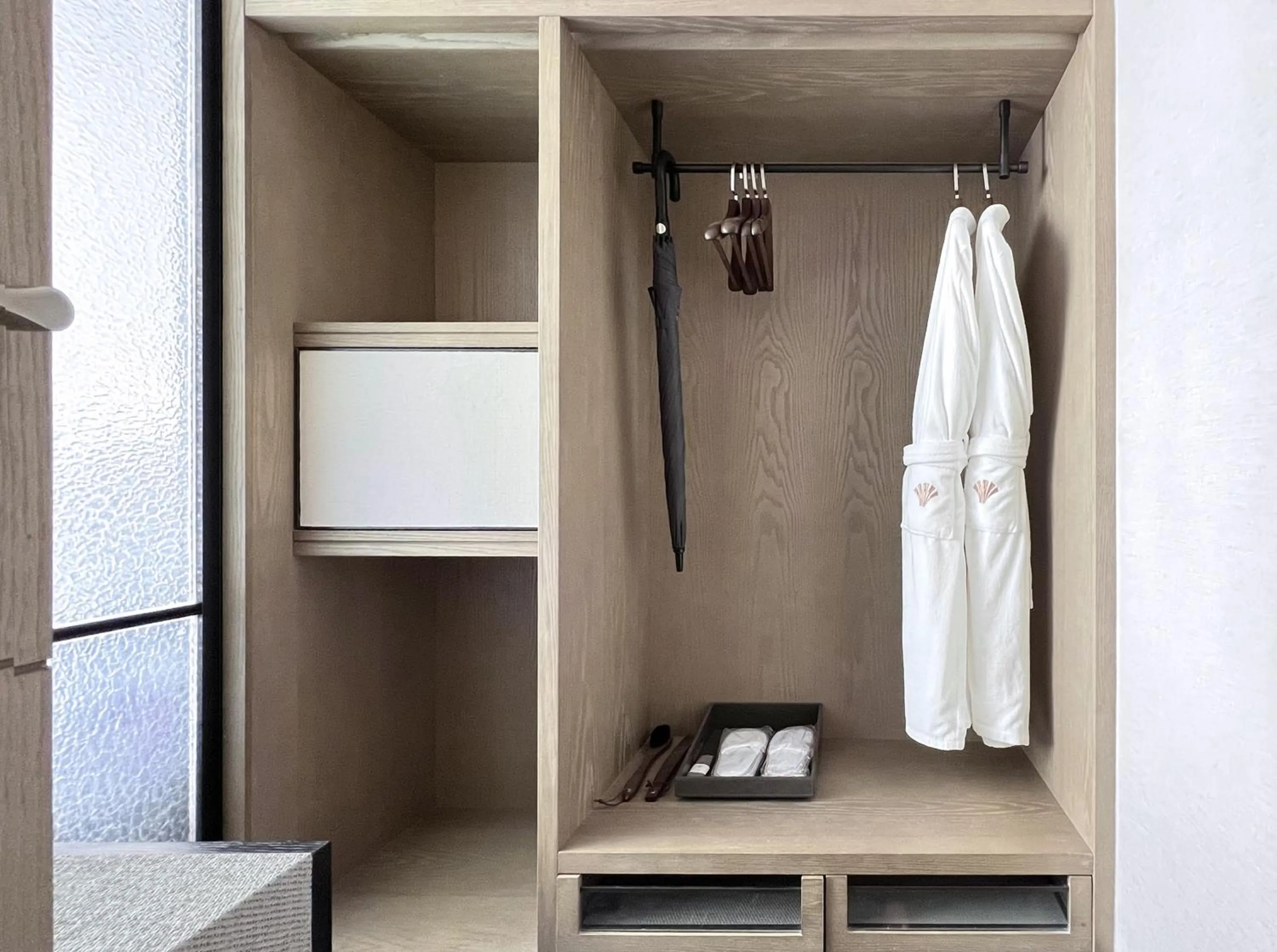 wardrobe in Empark Grand Hotel Beijing