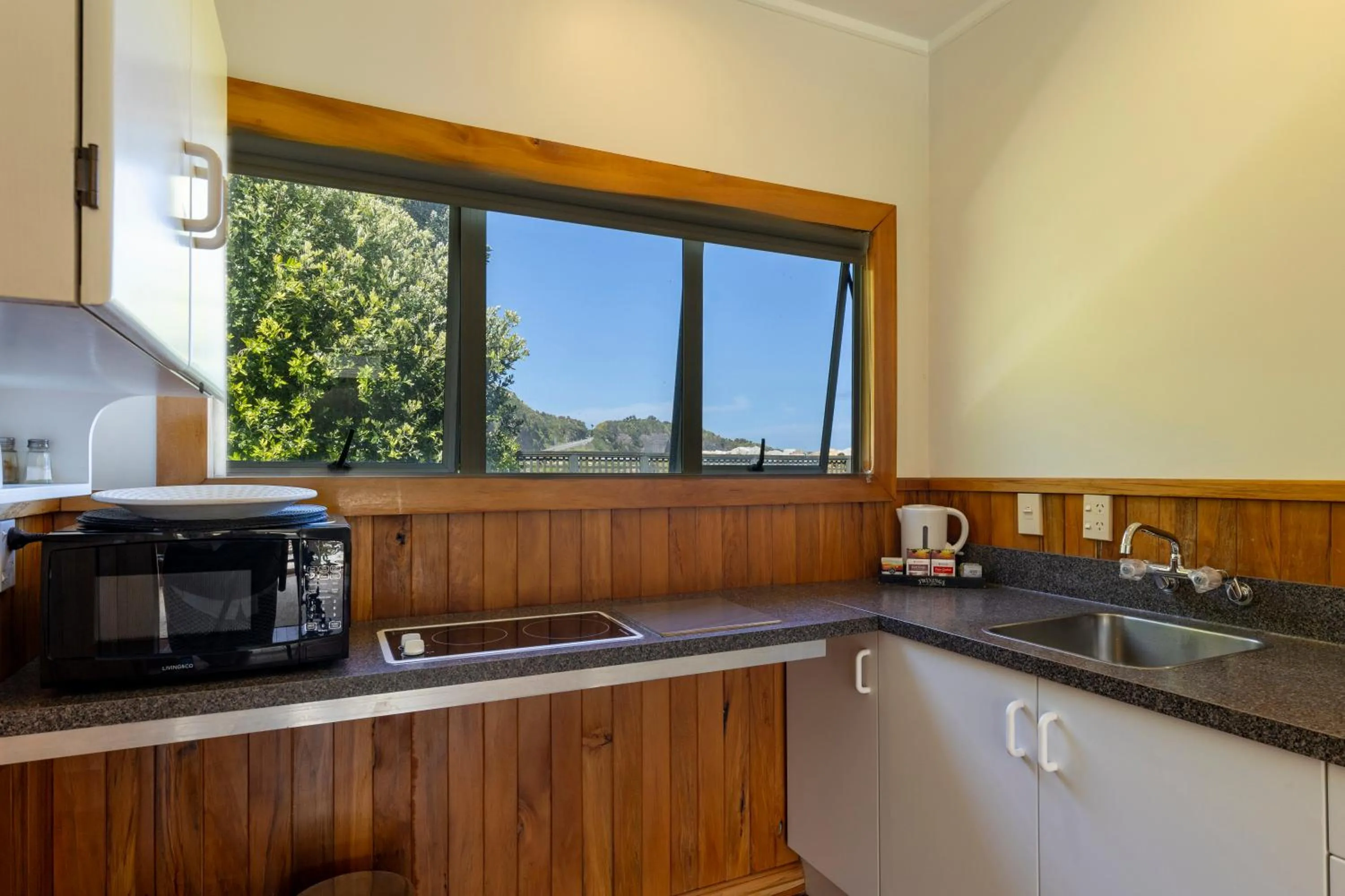 Coffee/tea facilities in Punakaiki Beachfront Motels