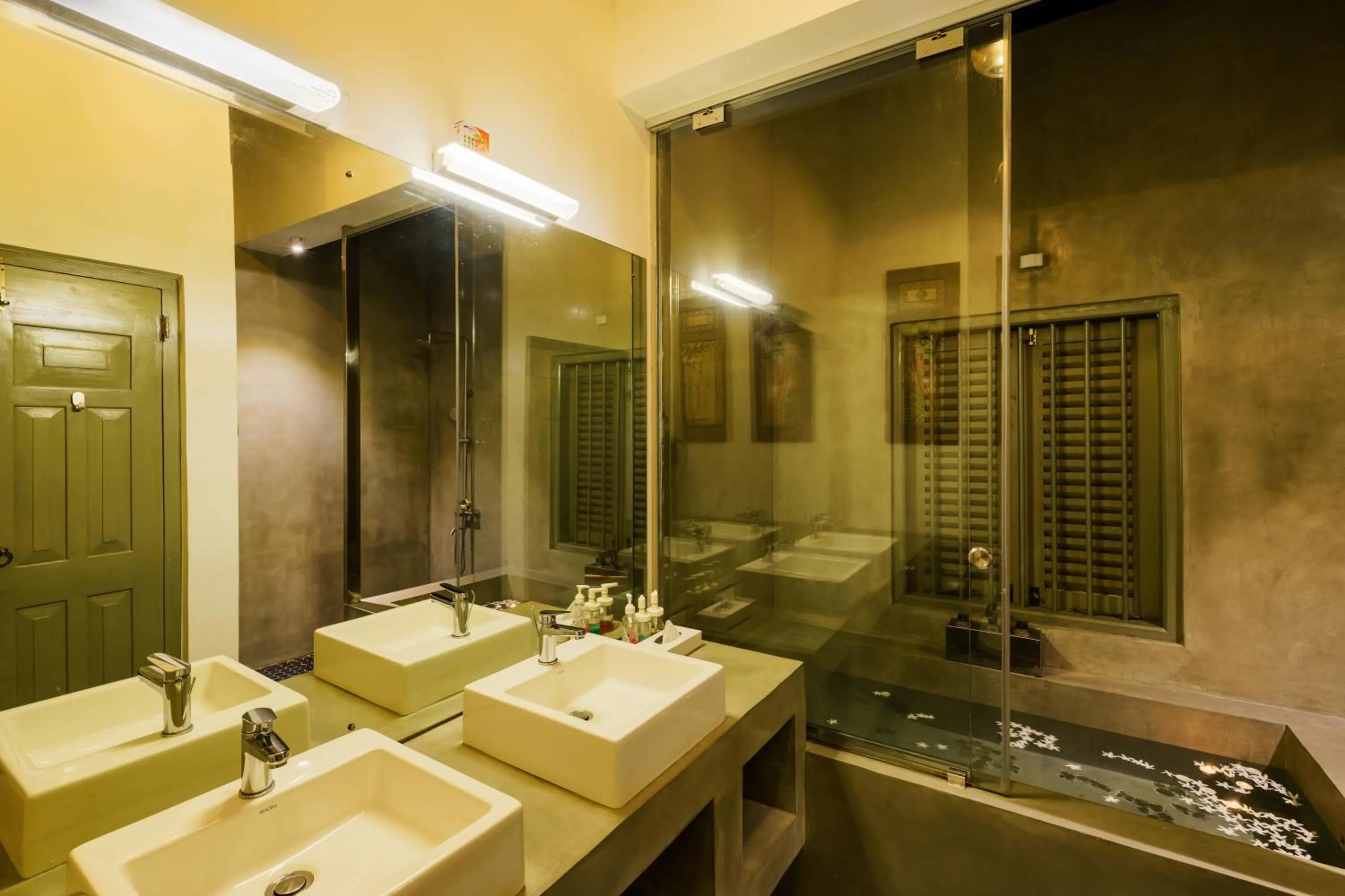 Bathroom in Angam Villas Colombo