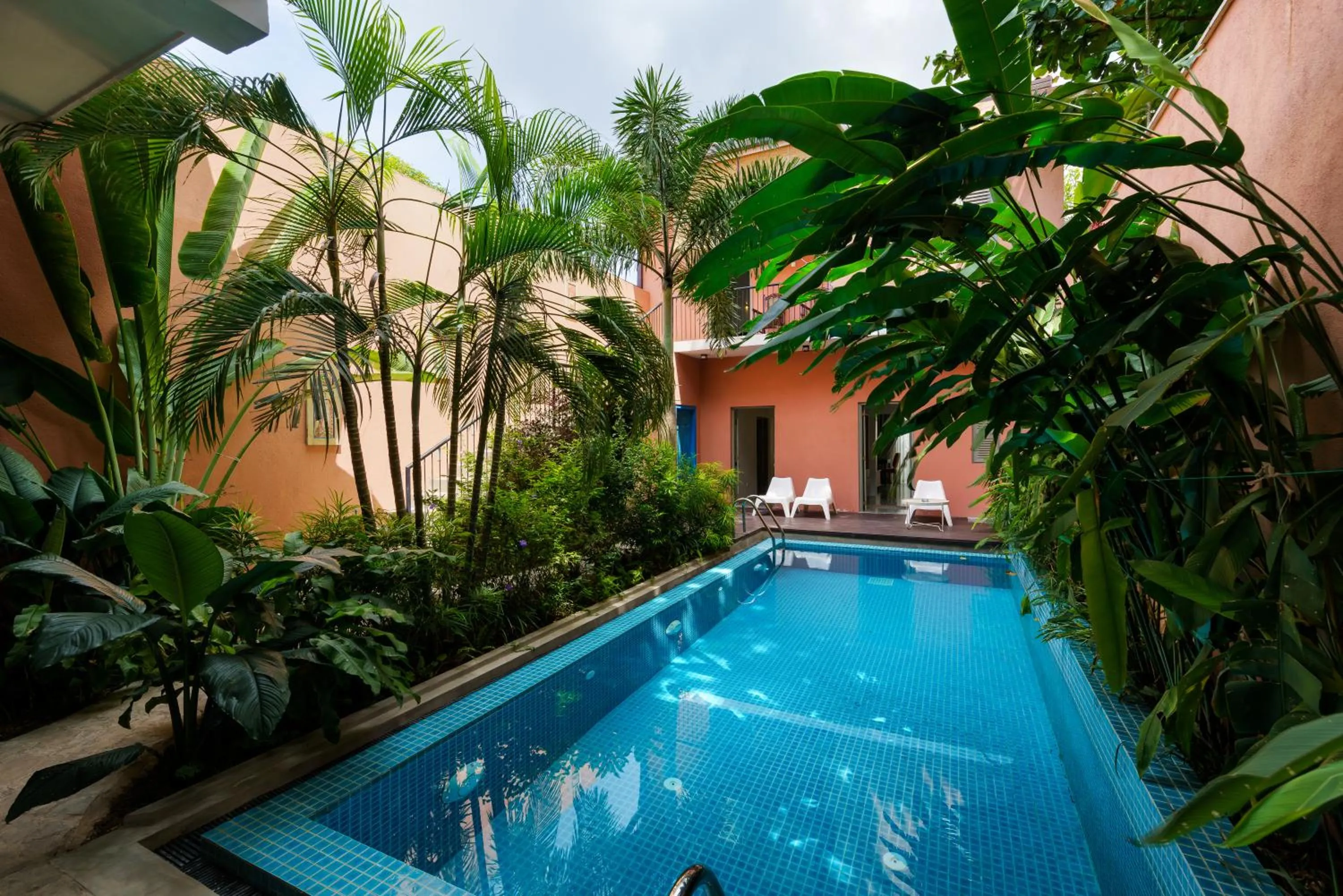 Garden view in Angam Villas Colombo