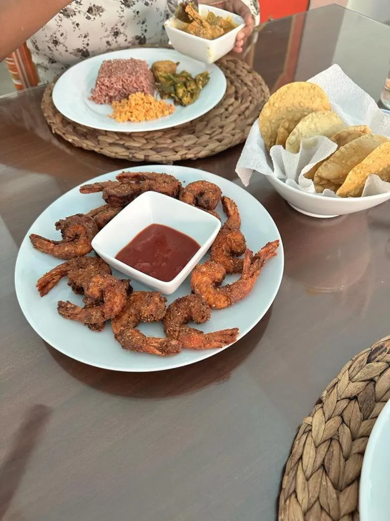 Restaurant/places to eat in Angam Villas Colombo