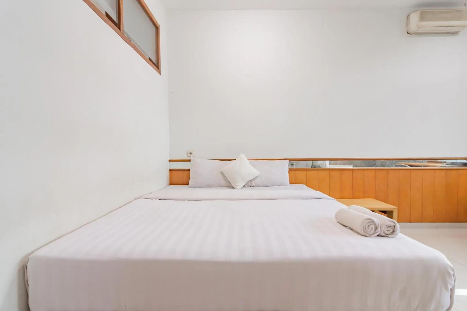 Bed in Imelda Residence Setrasari RedPartner