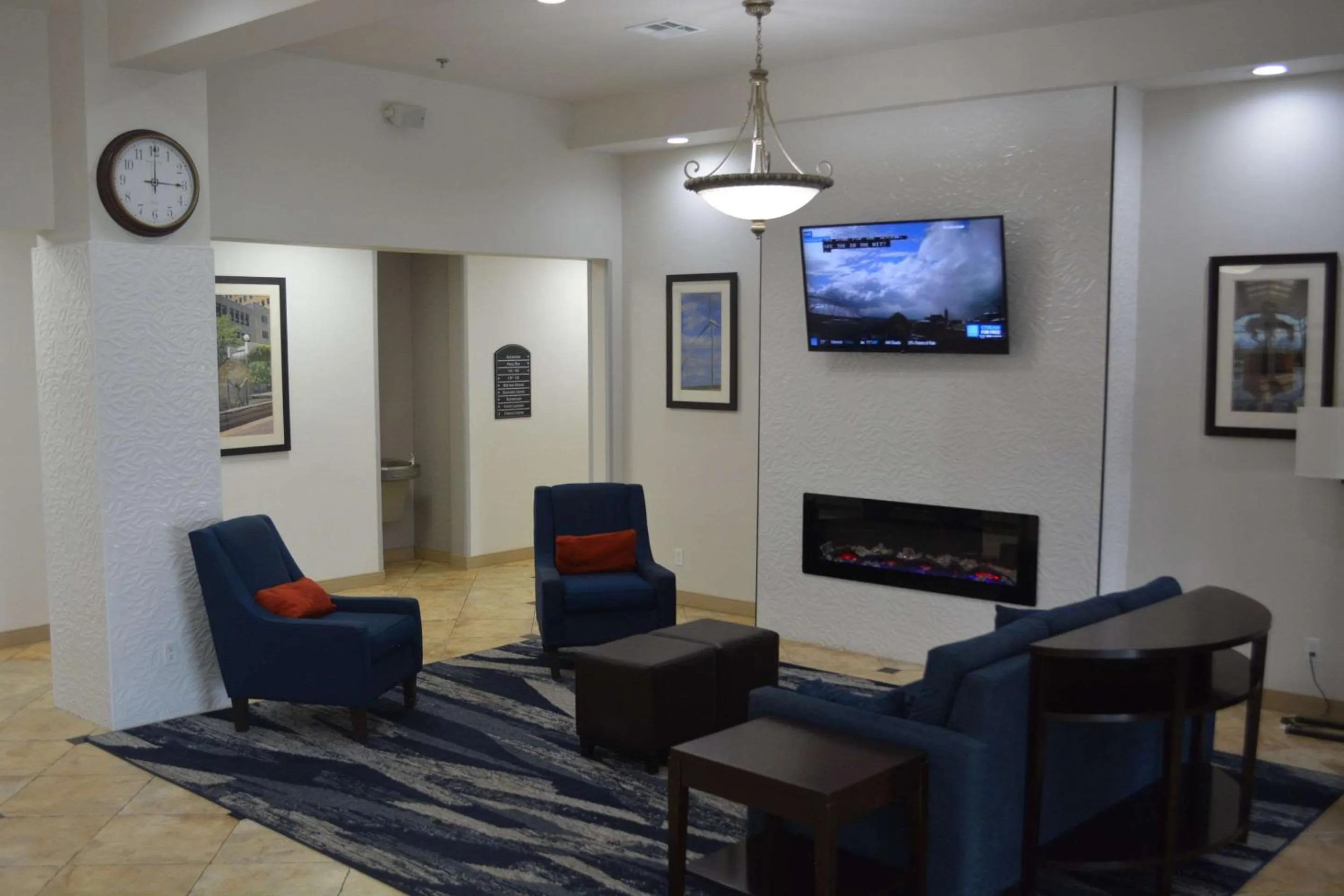 Lobby or reception in Comfort Suites Yukon - SW Oklahoma City