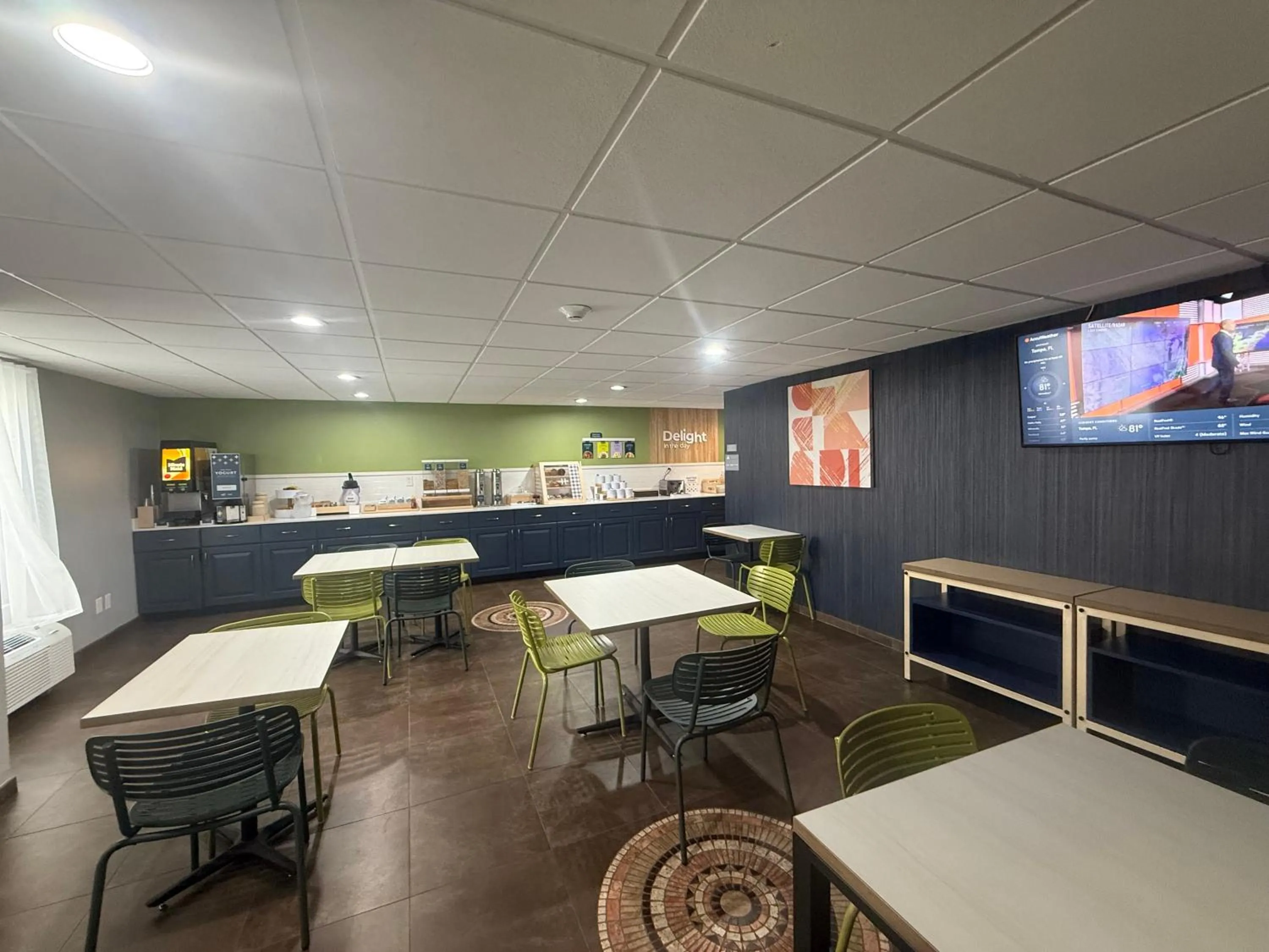 Breakfast in Spark by Hilton Kimball