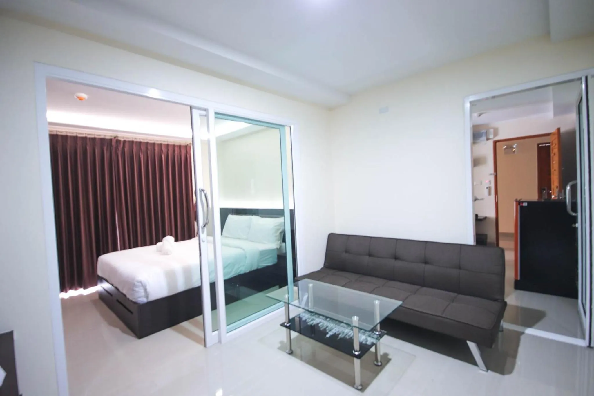 Bed in The Cosy River