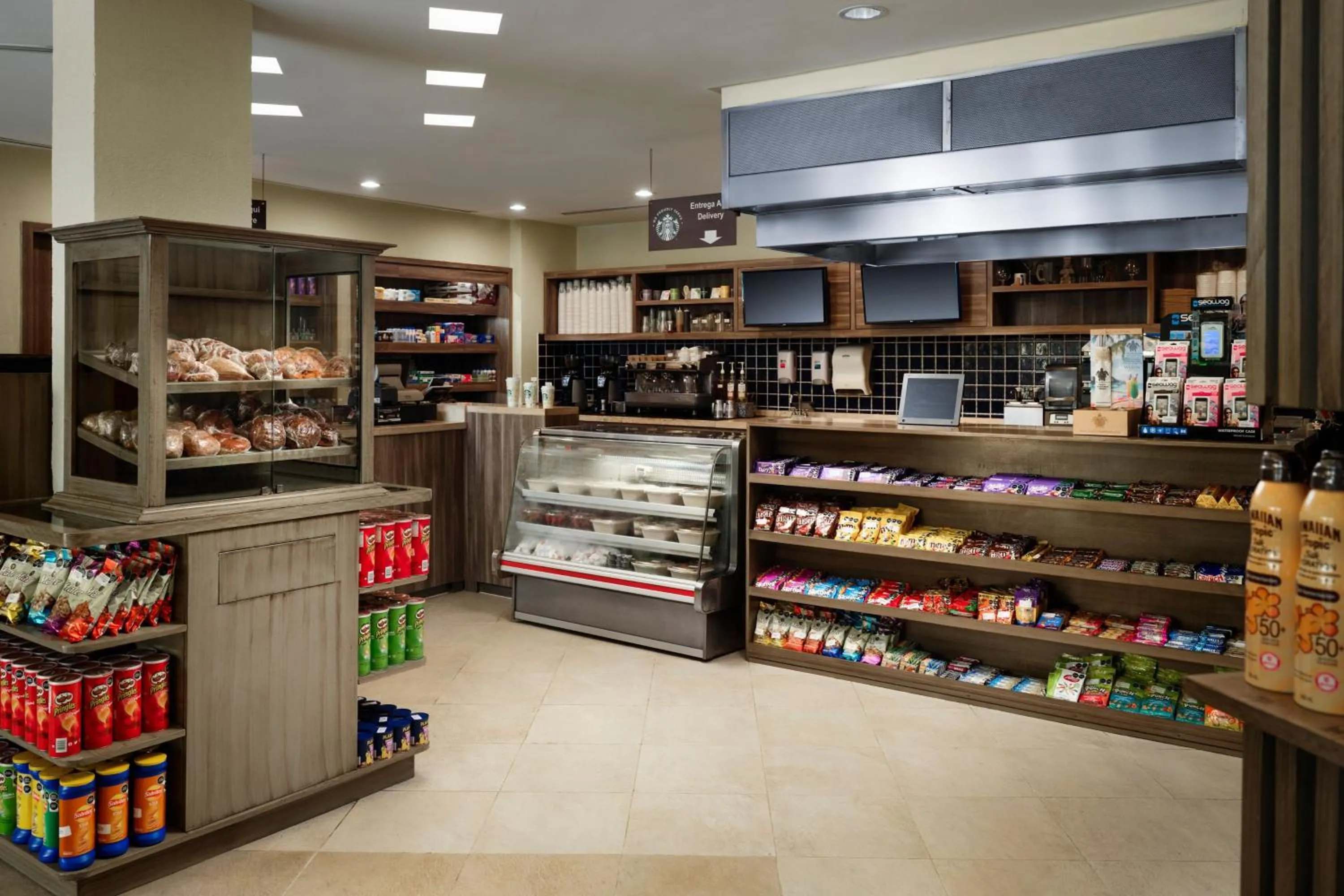 Food and drinks in The Westin Lagunamar Ocean Resort Villas & Spa Cancun