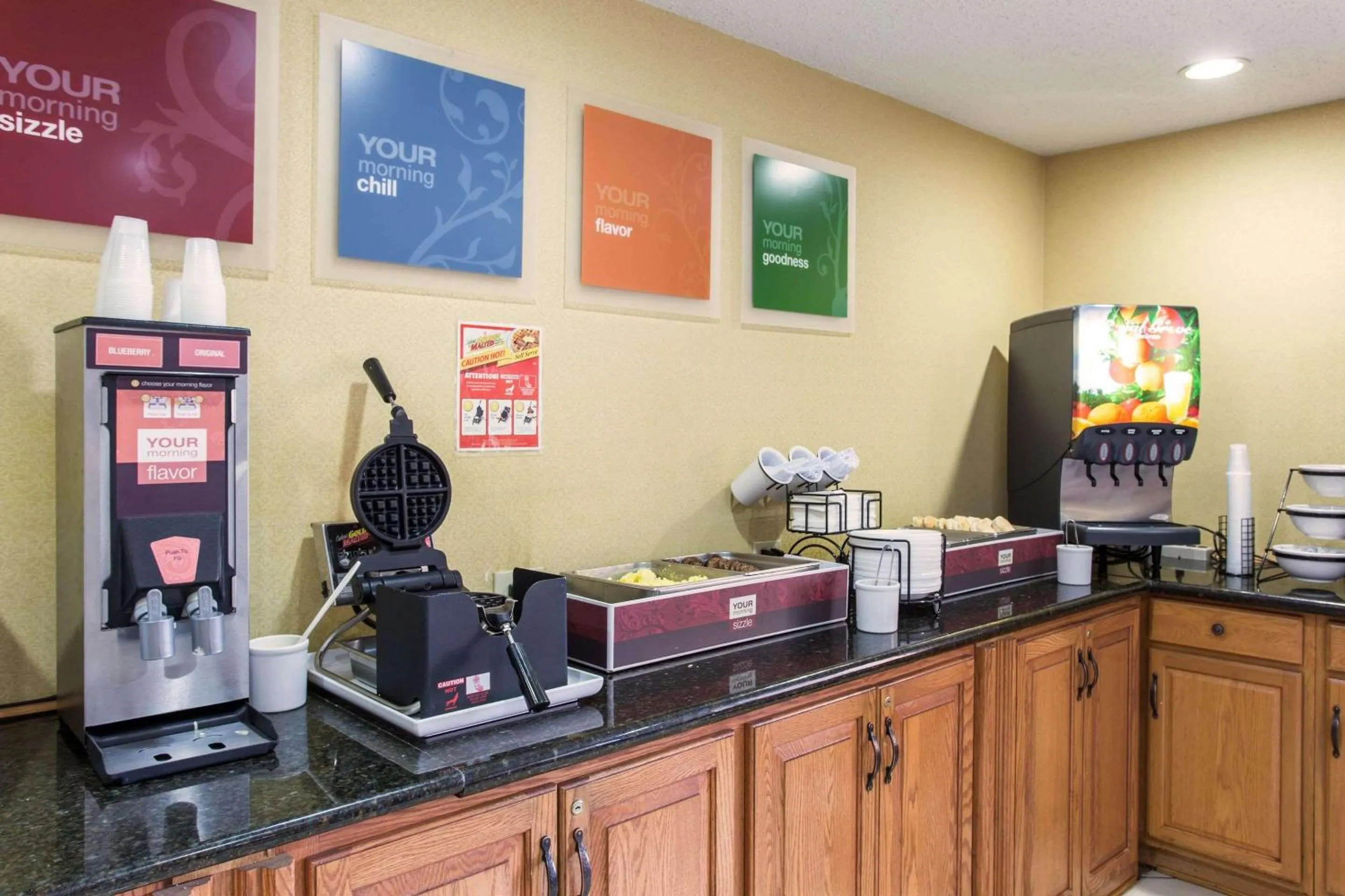 Restaurant/places to eat in Comfort Inn Columbia West
