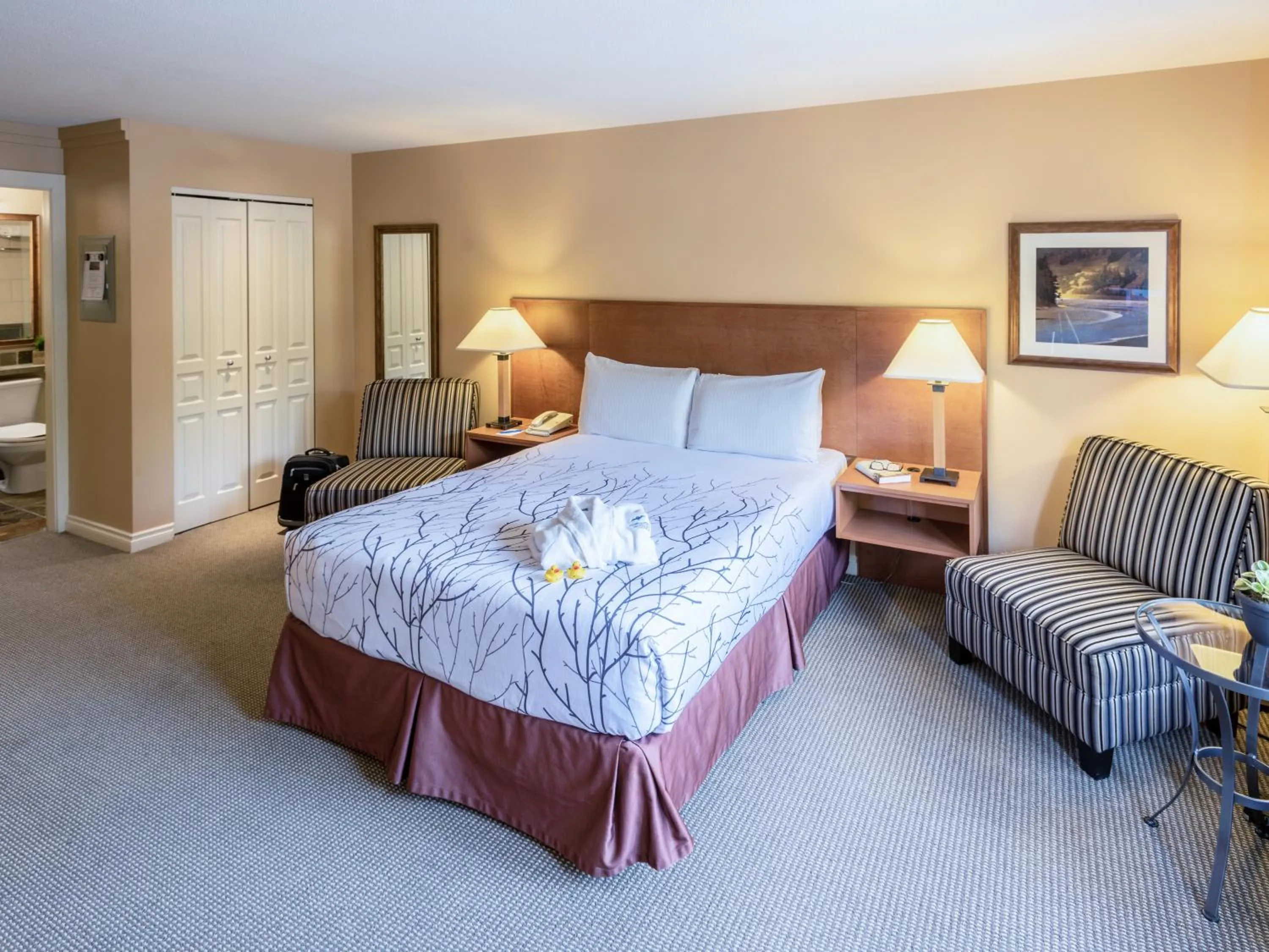 Bed in Pemberton Valley Lodge