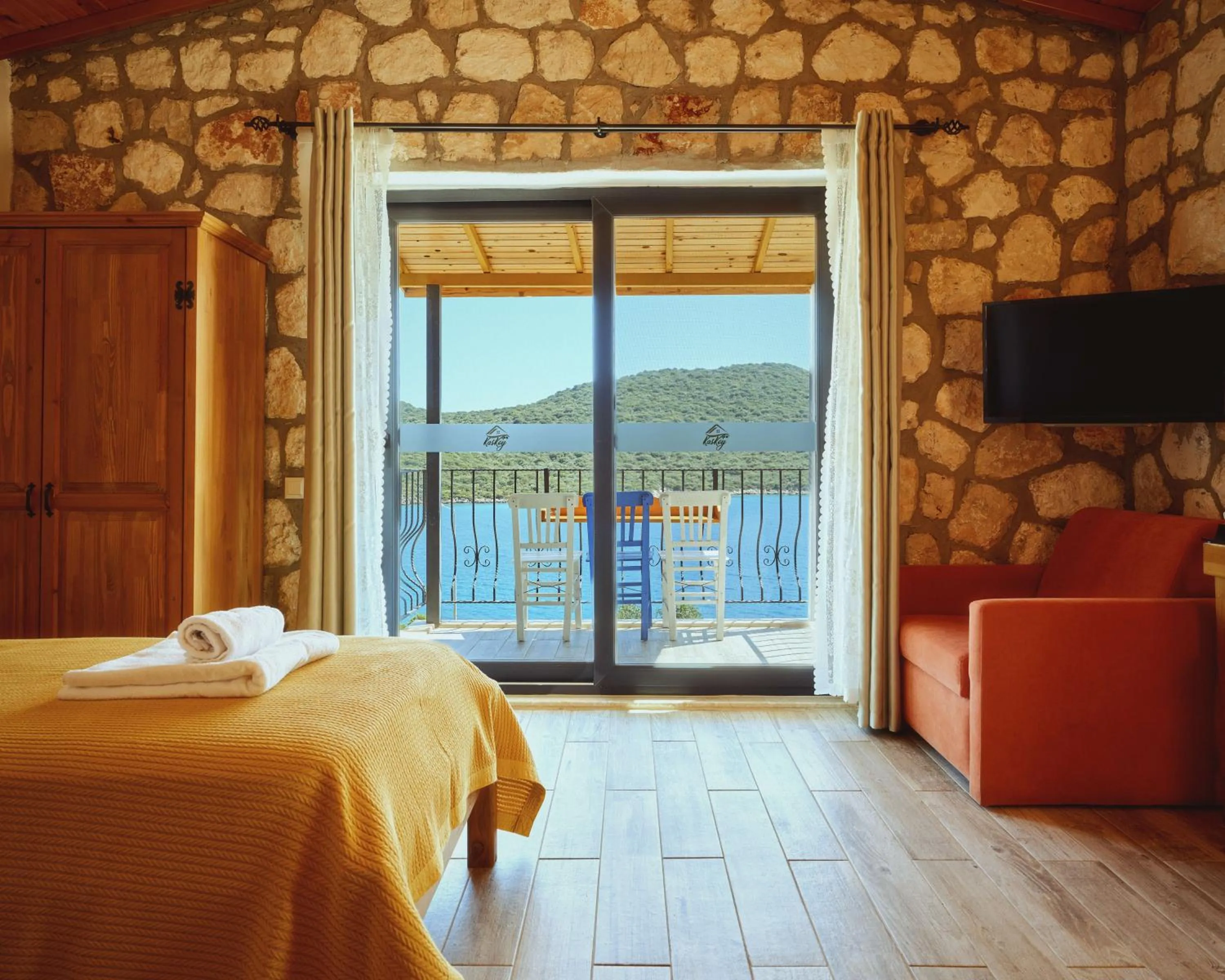 Bed in Kaş Köy Hotel