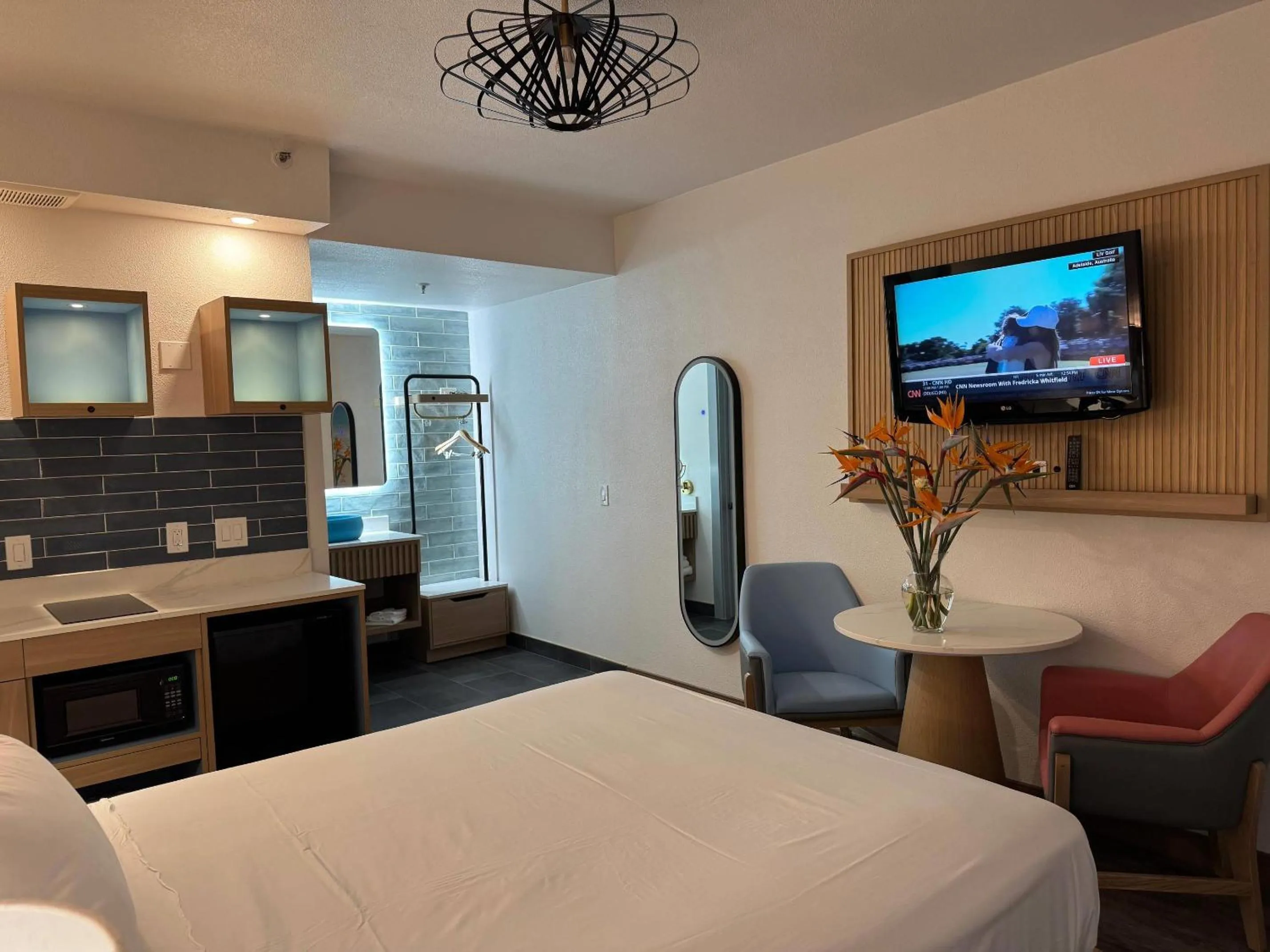 Bedroom, Bed in Rodeway Inn Encinitas North