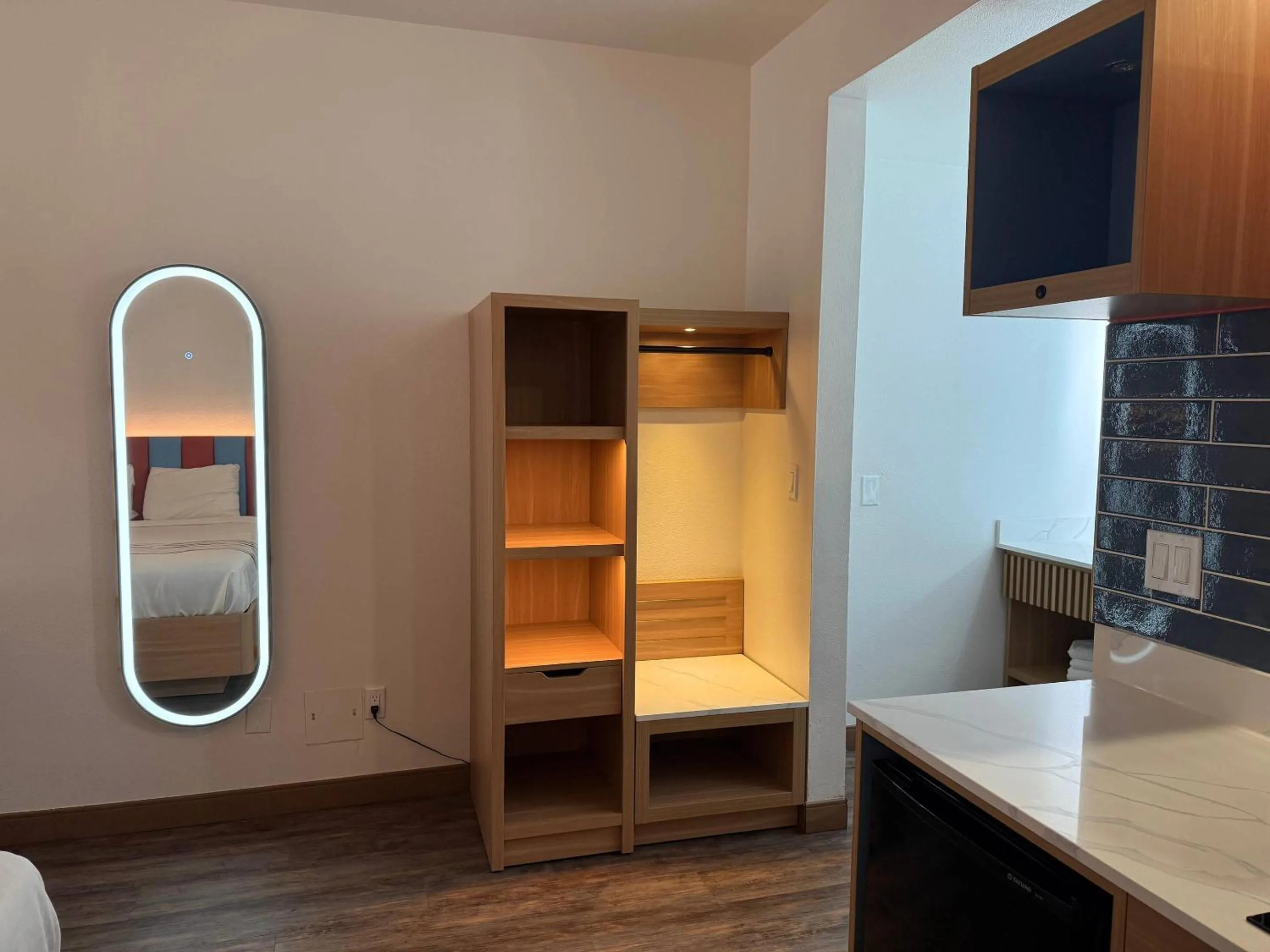 Bedroom in Rodeway Inn Encinitas North