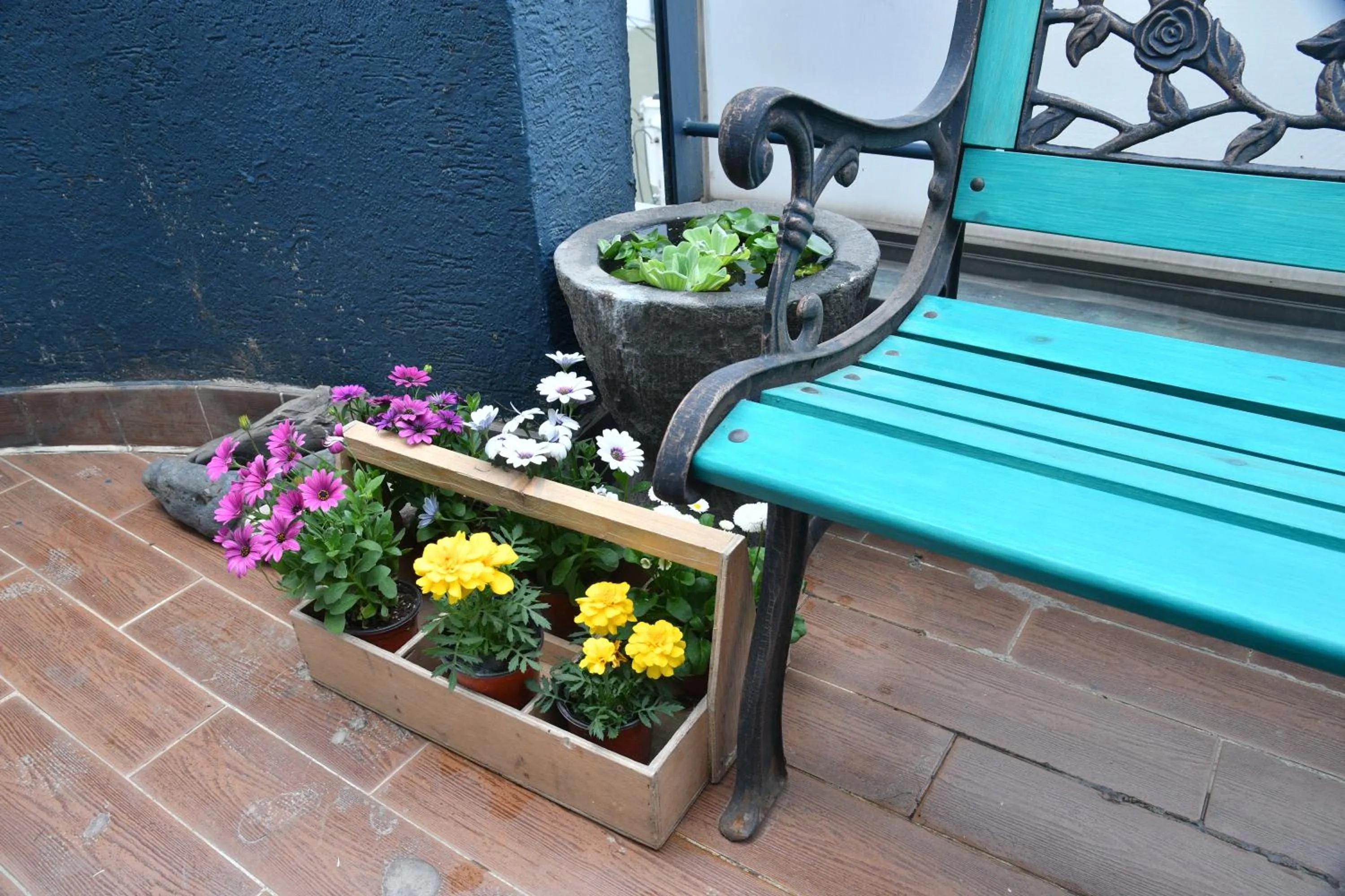 Inner courtyard view in Dolma Hongdae